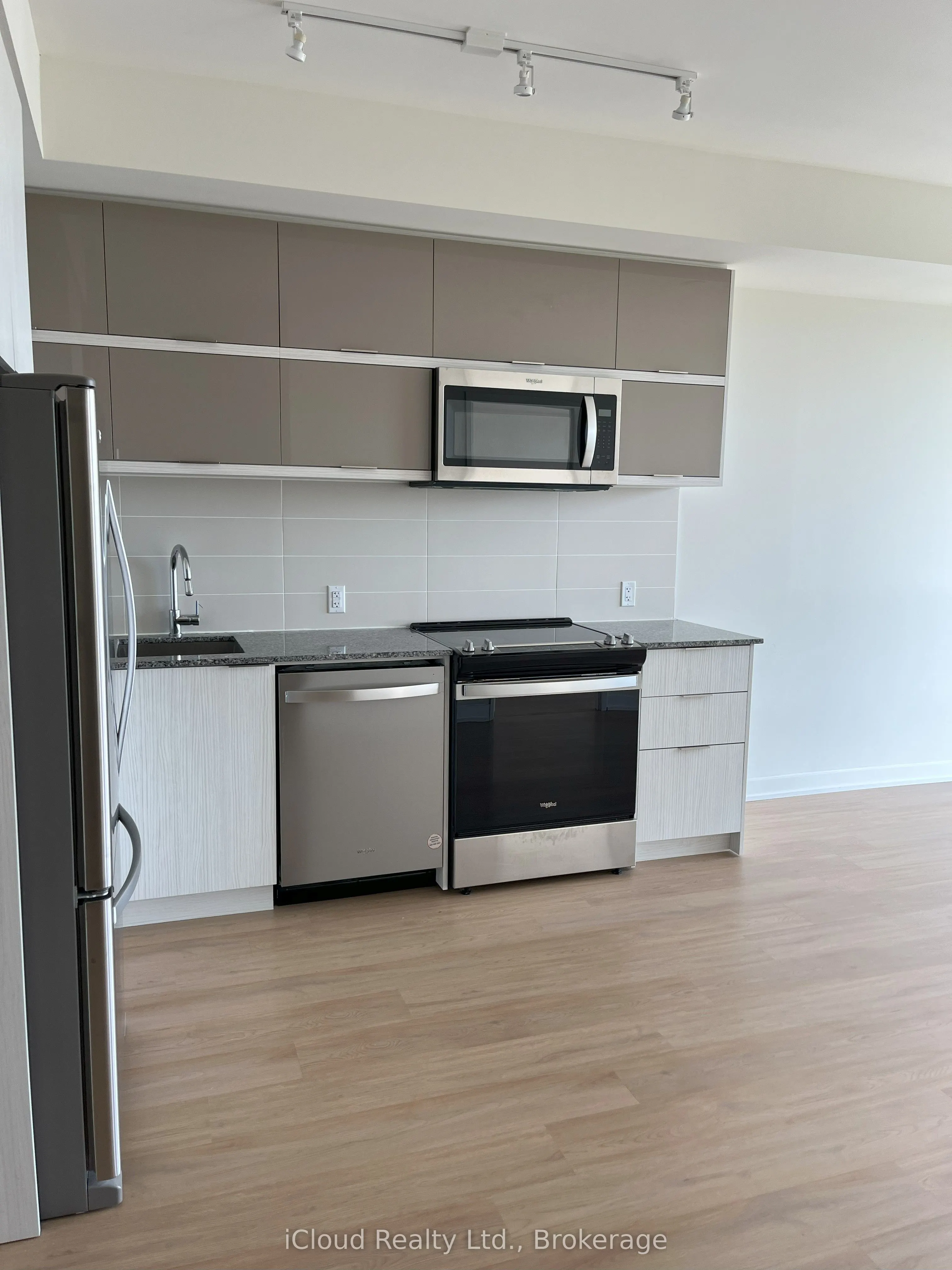 10 deerlick Court E, #1908
