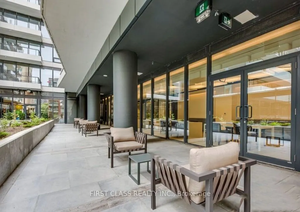 85 Wood Street, #1518