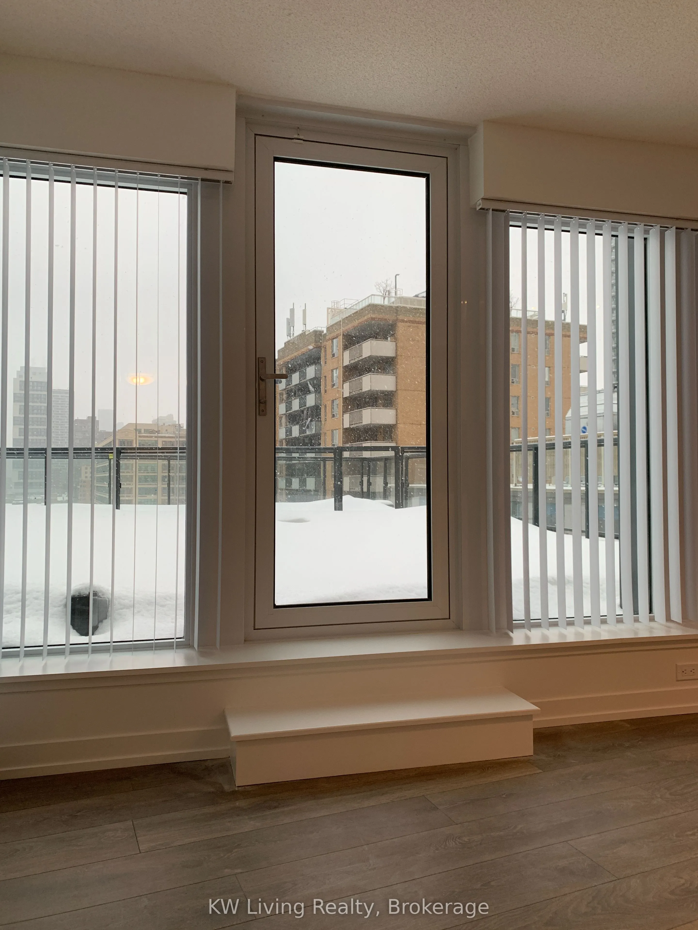 60 Shuter Street, #1211