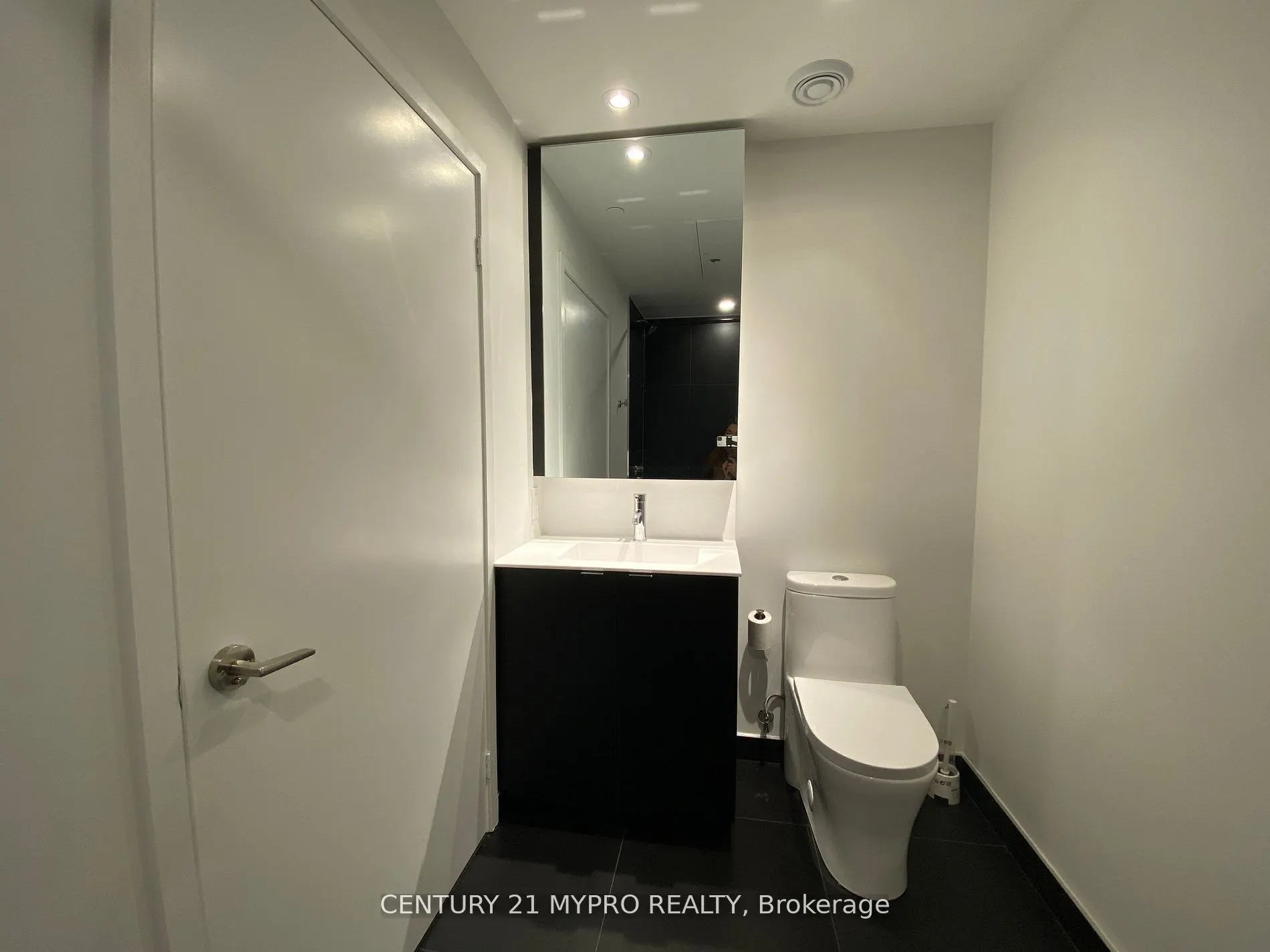 20 Edward Street, #1714