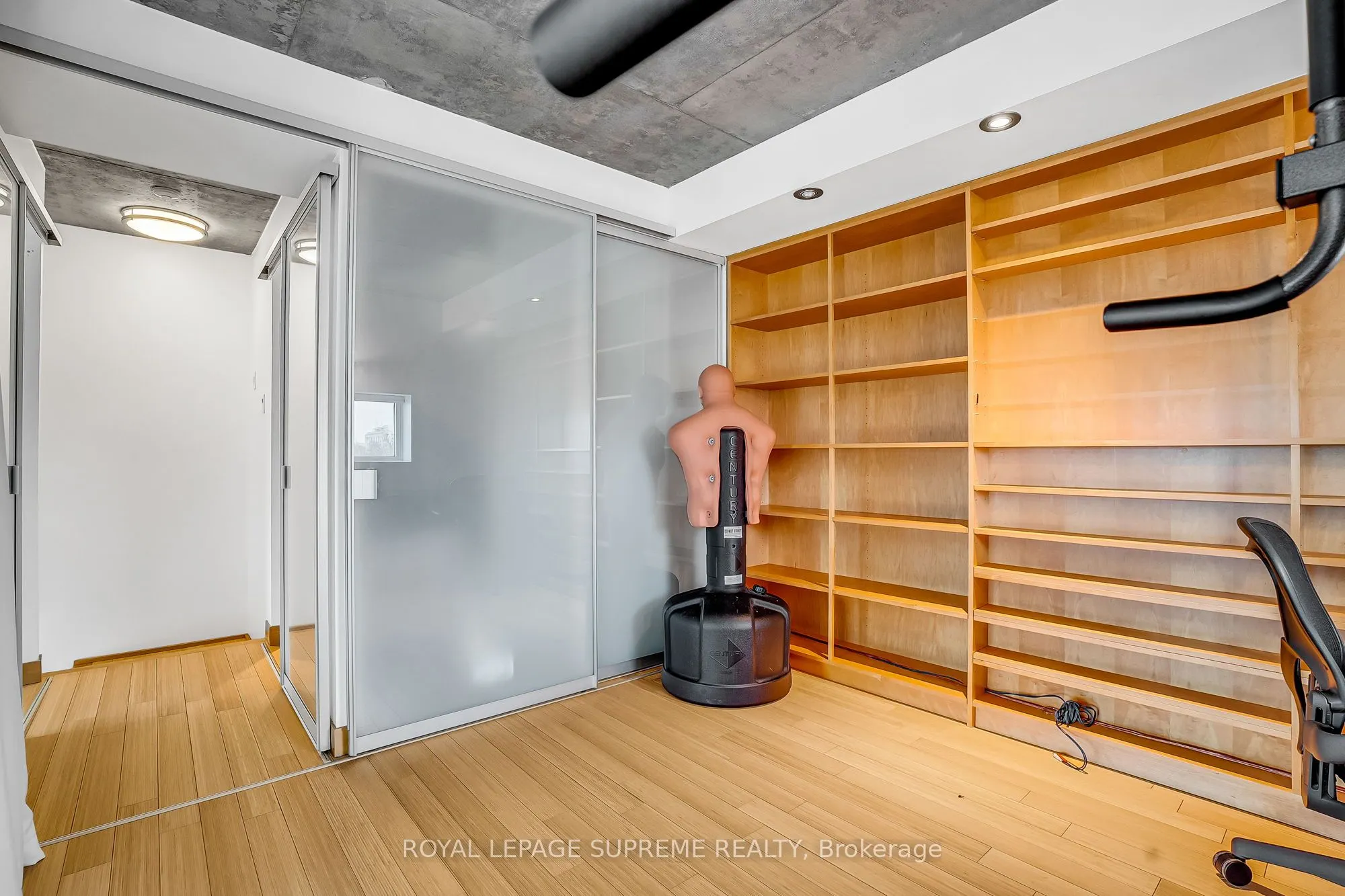 954 King Street W, #516