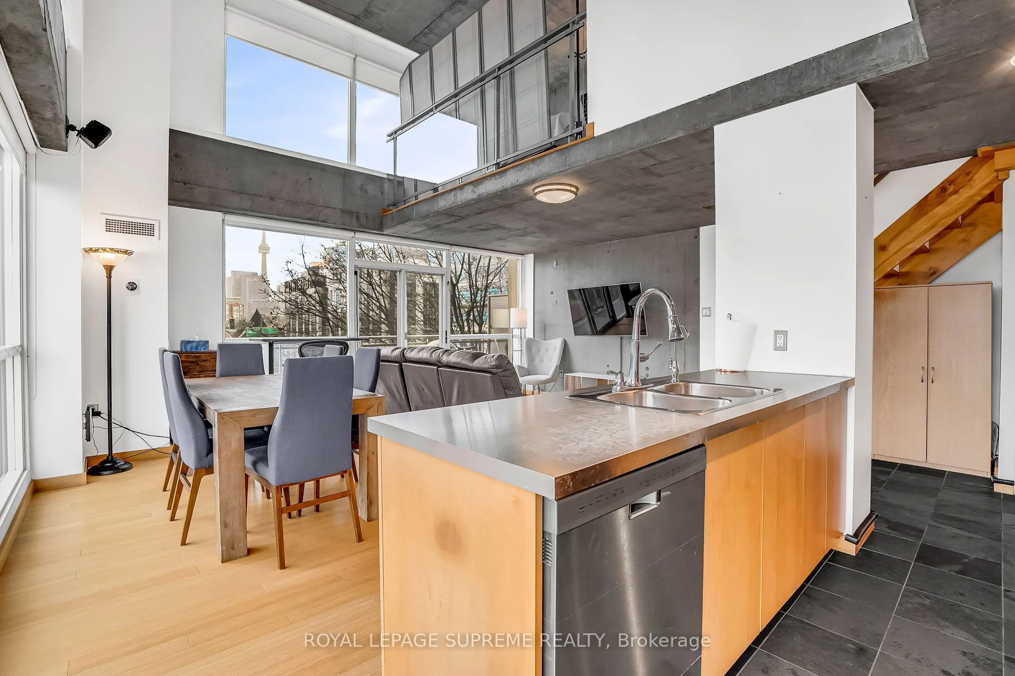 954 King Street W, #516