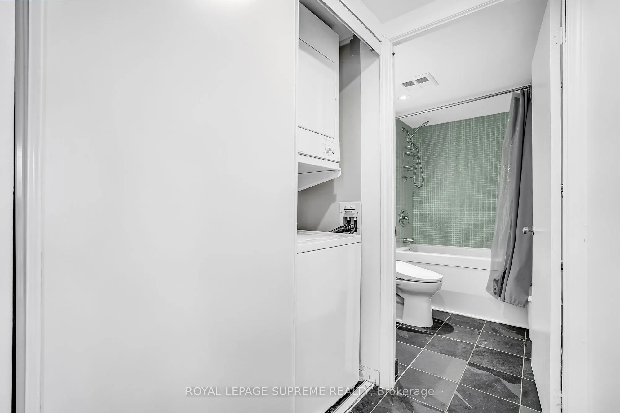 954 King Street W, #516