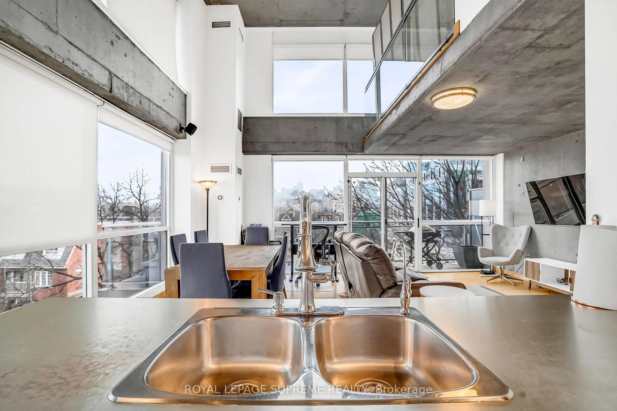954 King Street W, #516