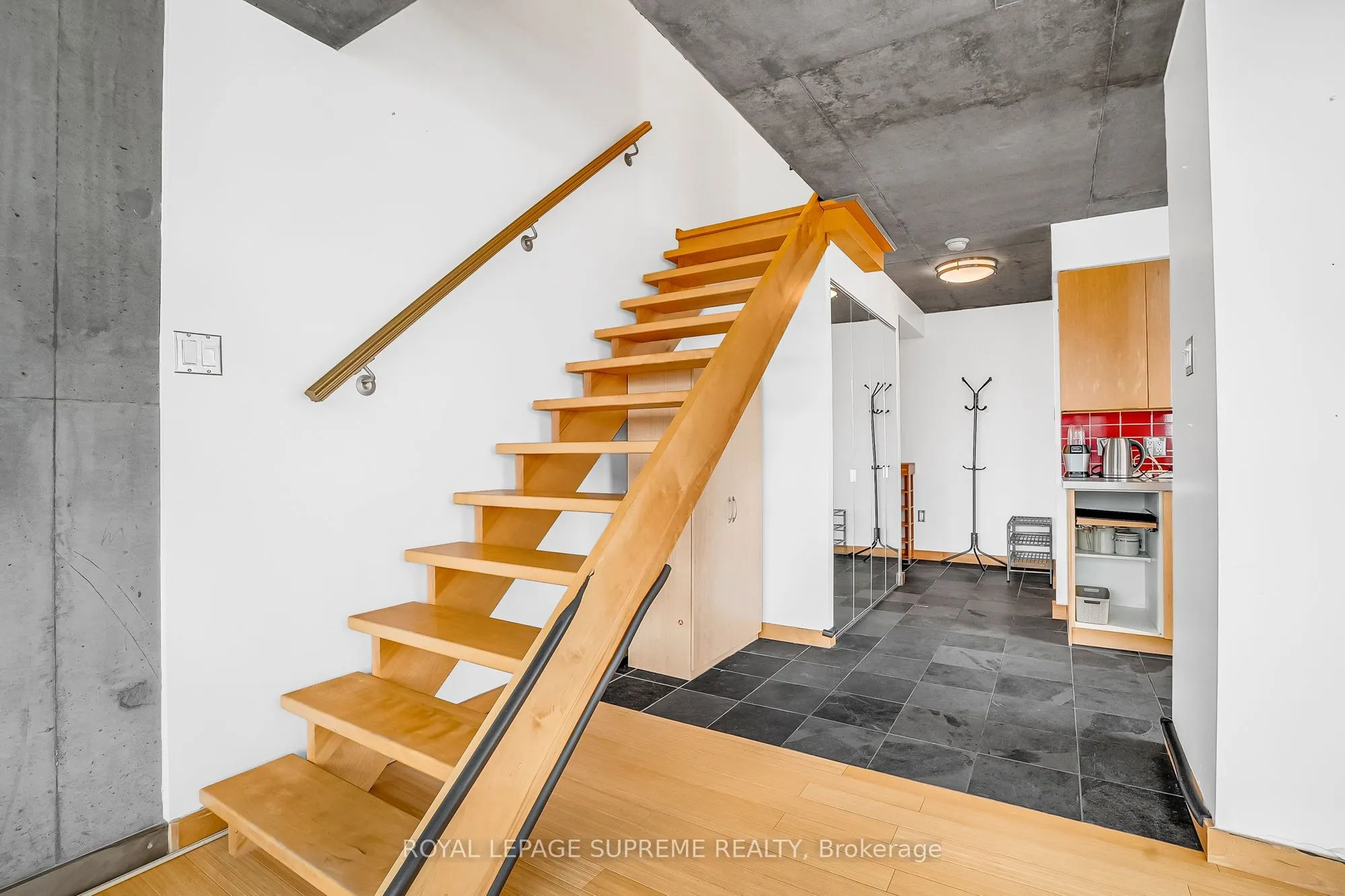 954 King Street W, #516