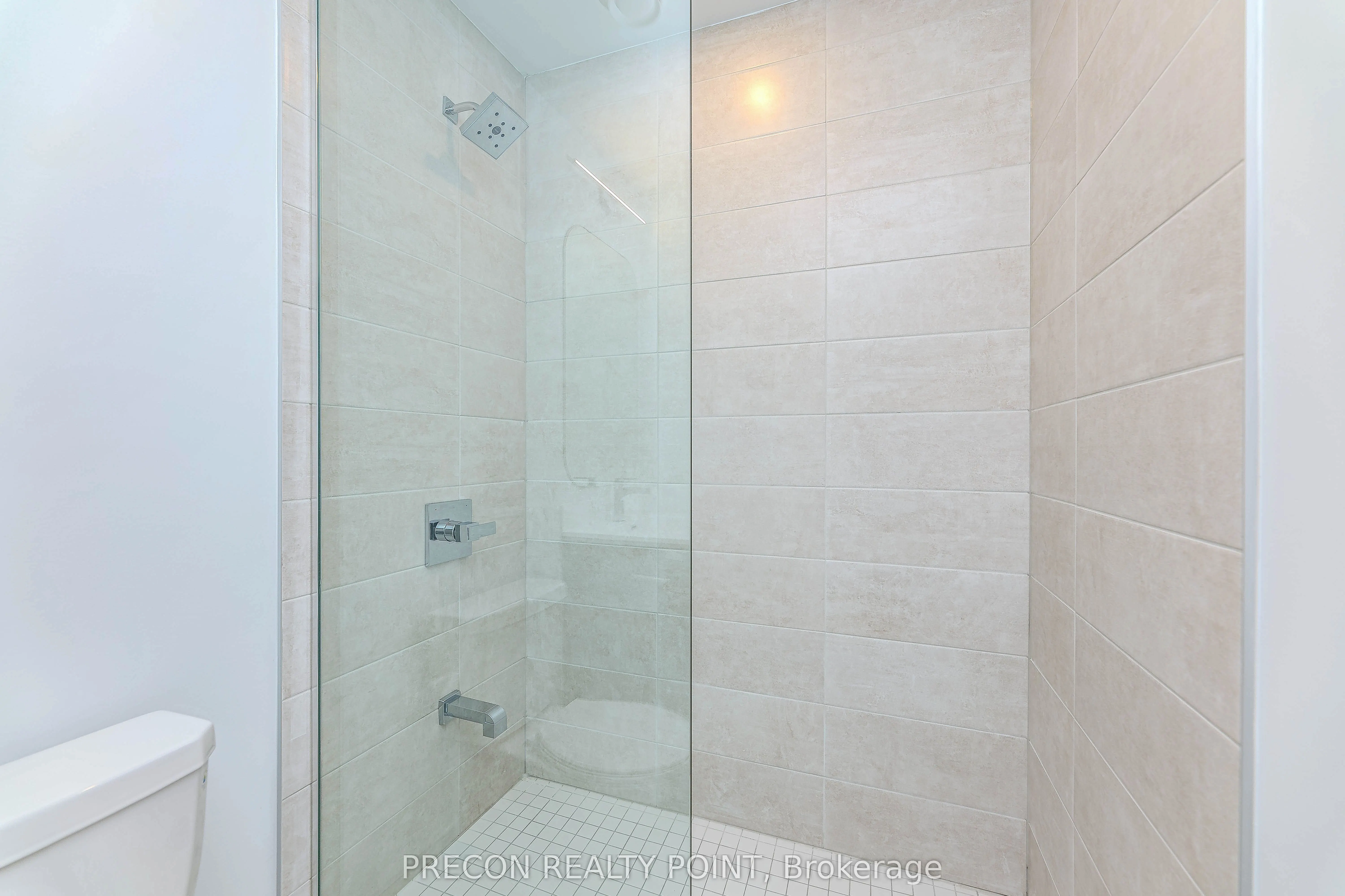 15 Richardson Street E, #1124