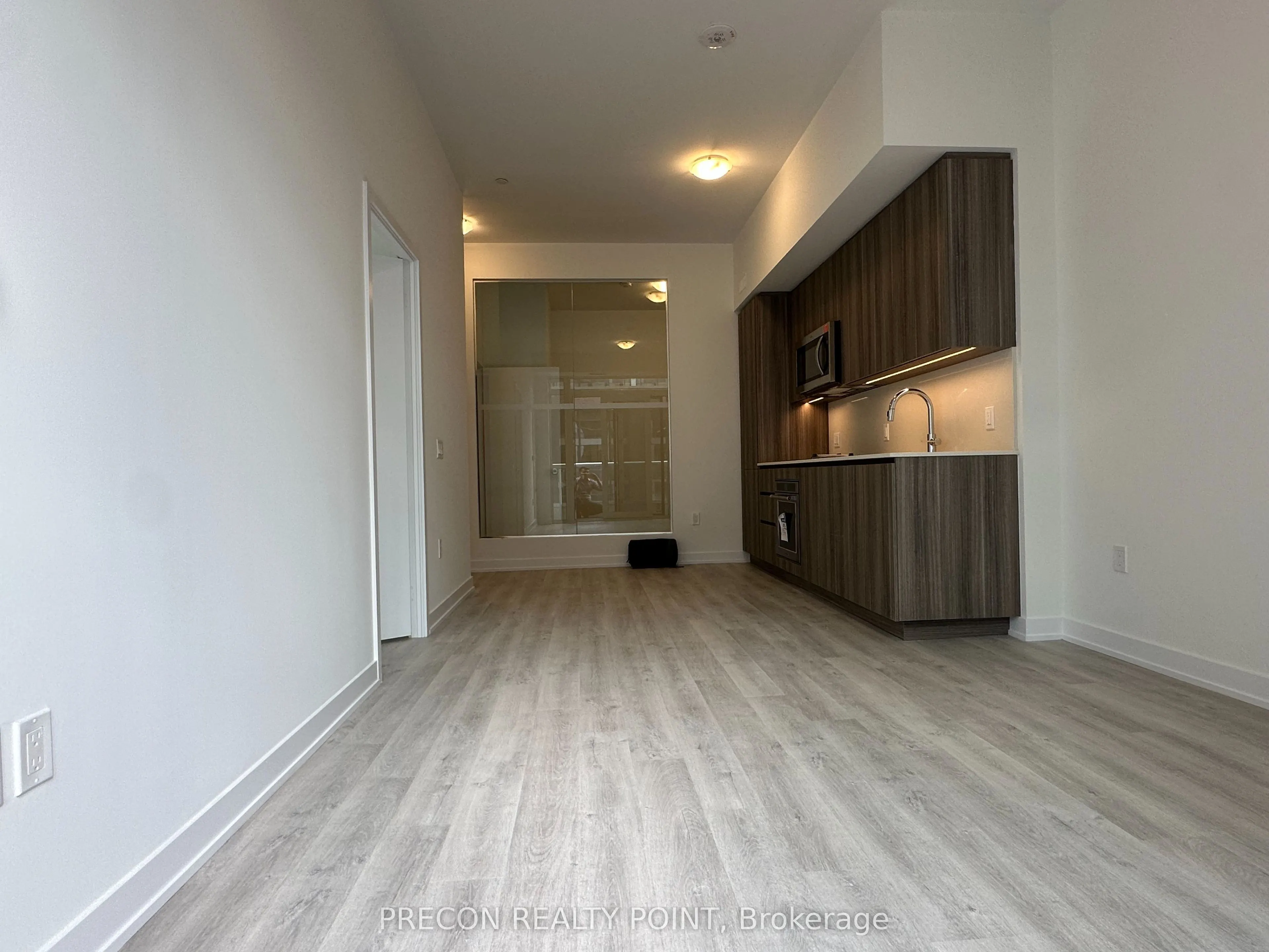 15 Richardson Street E, #1124