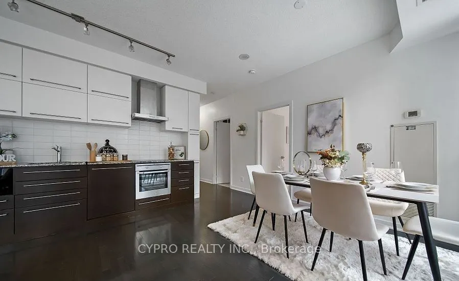 770 BAY Street, #601