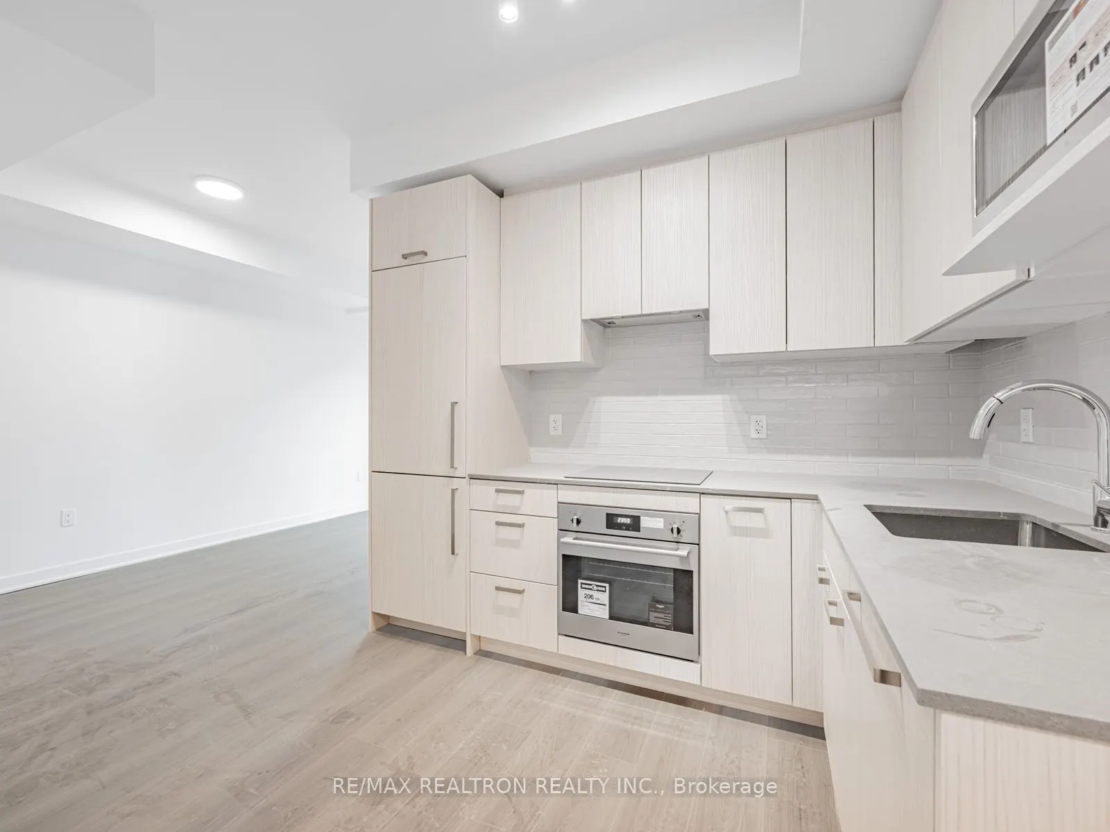 69 Curlew Drive, #128