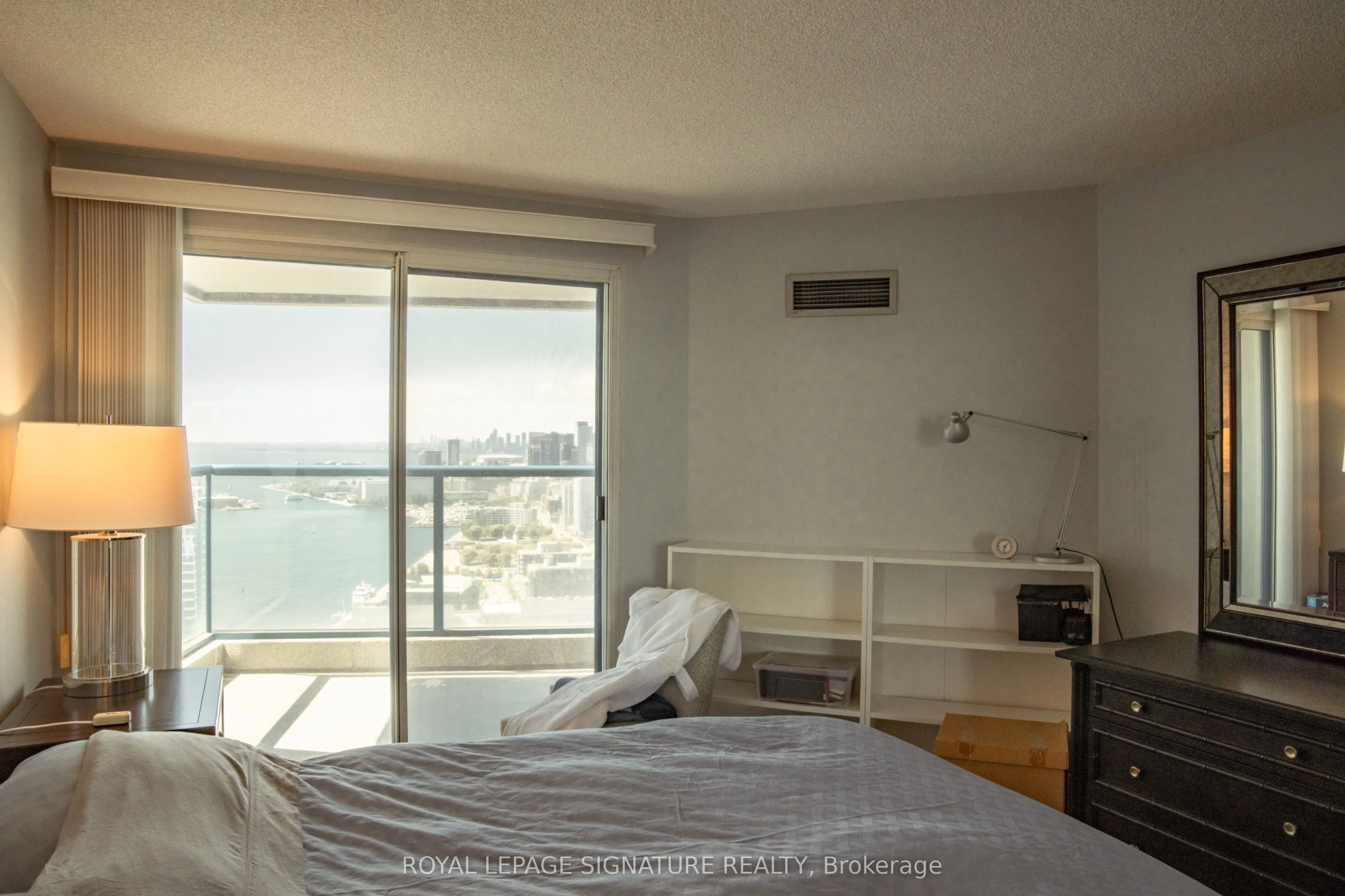 99 Harbour Square, #3610