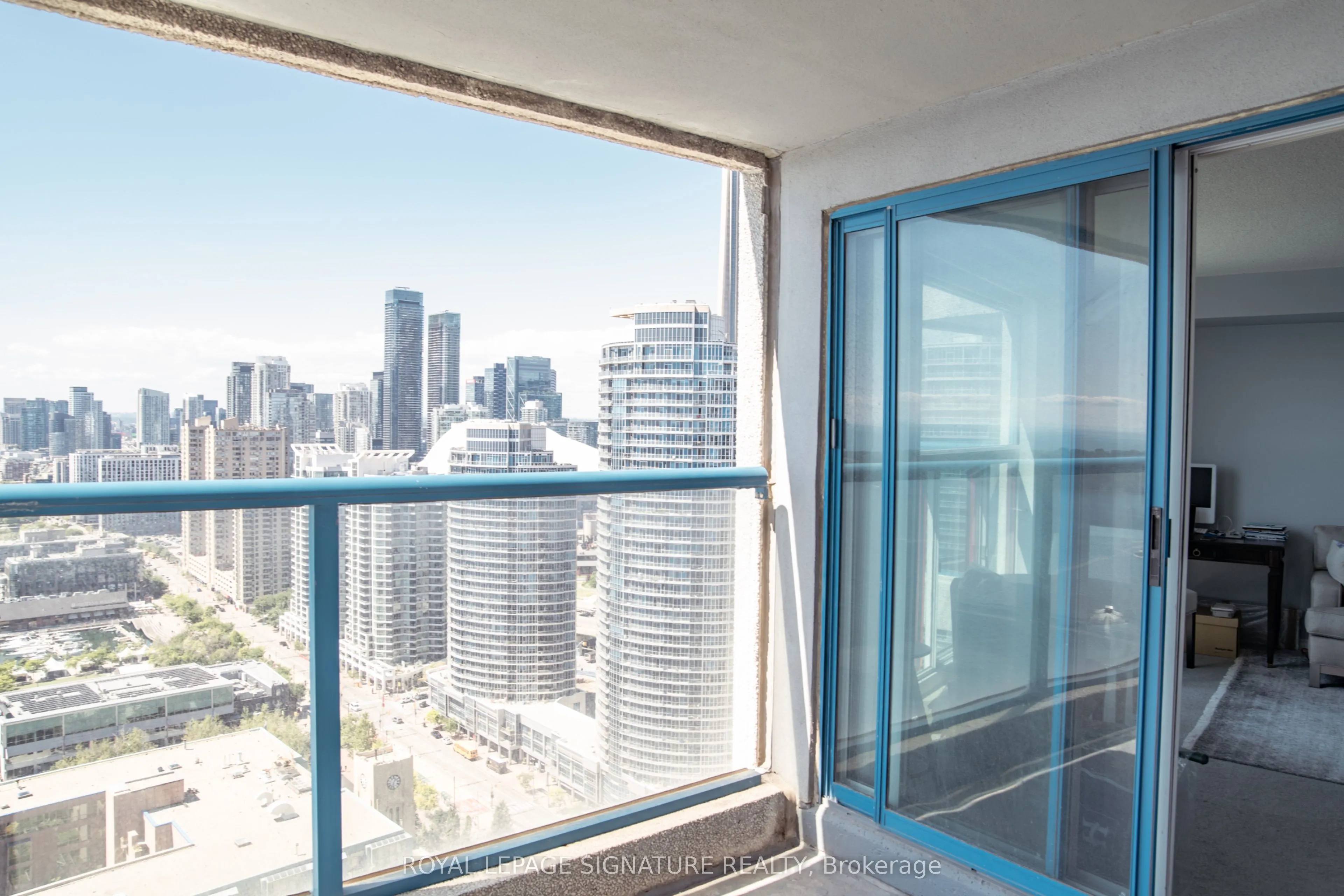 99 Harbour Square, #3610