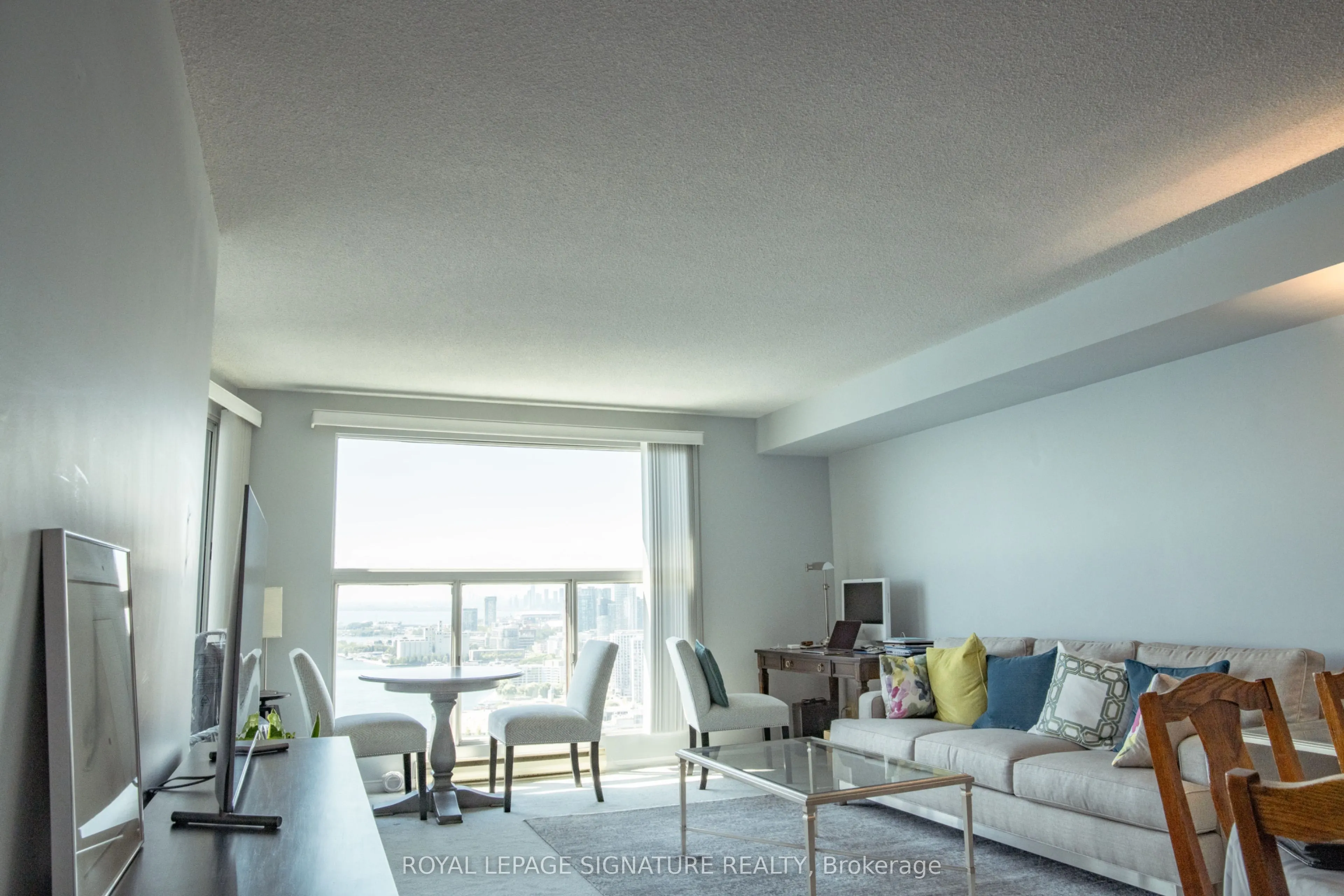 99 Harbour Square, #3610