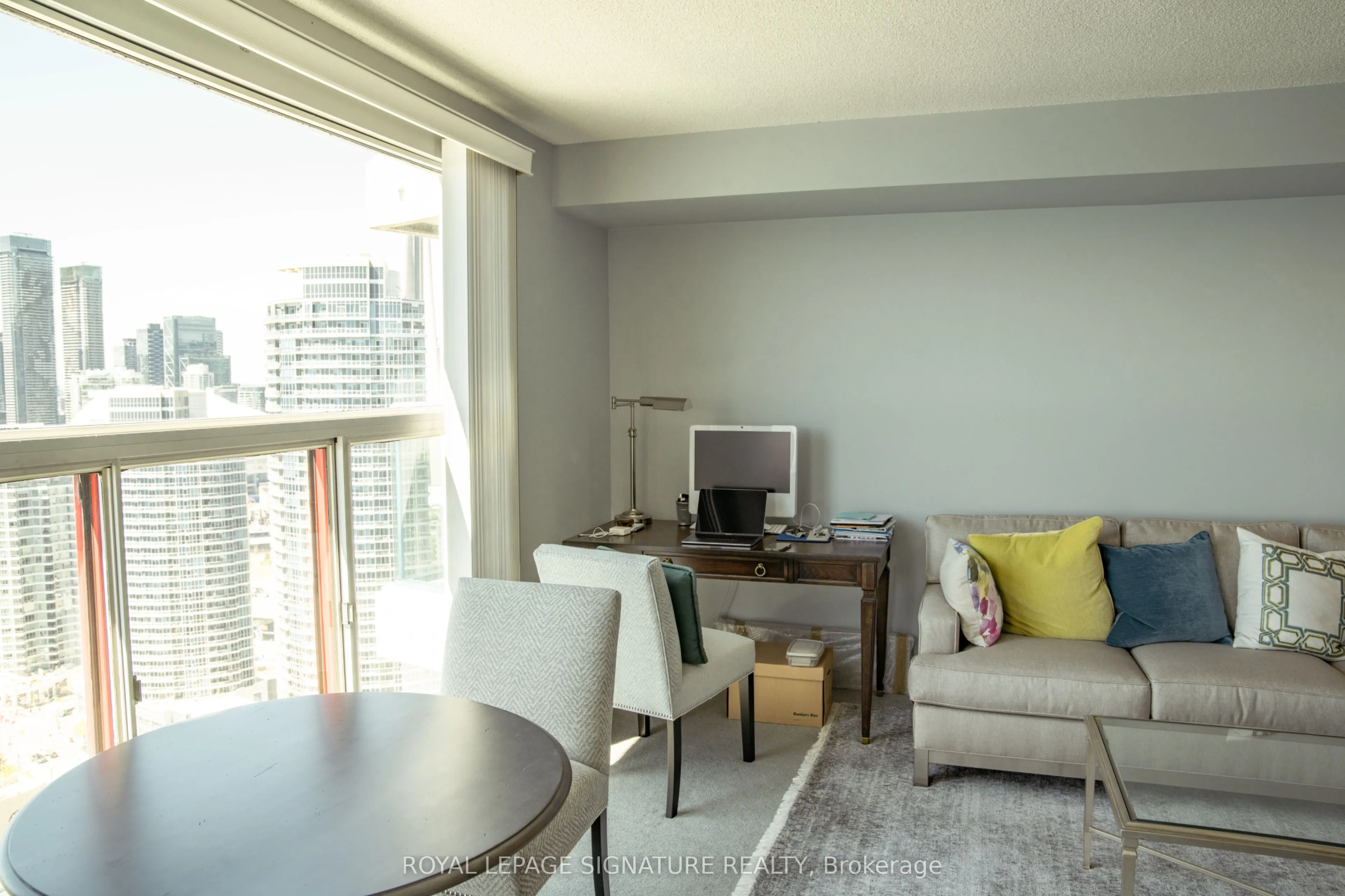99 Harbour Square, #3610