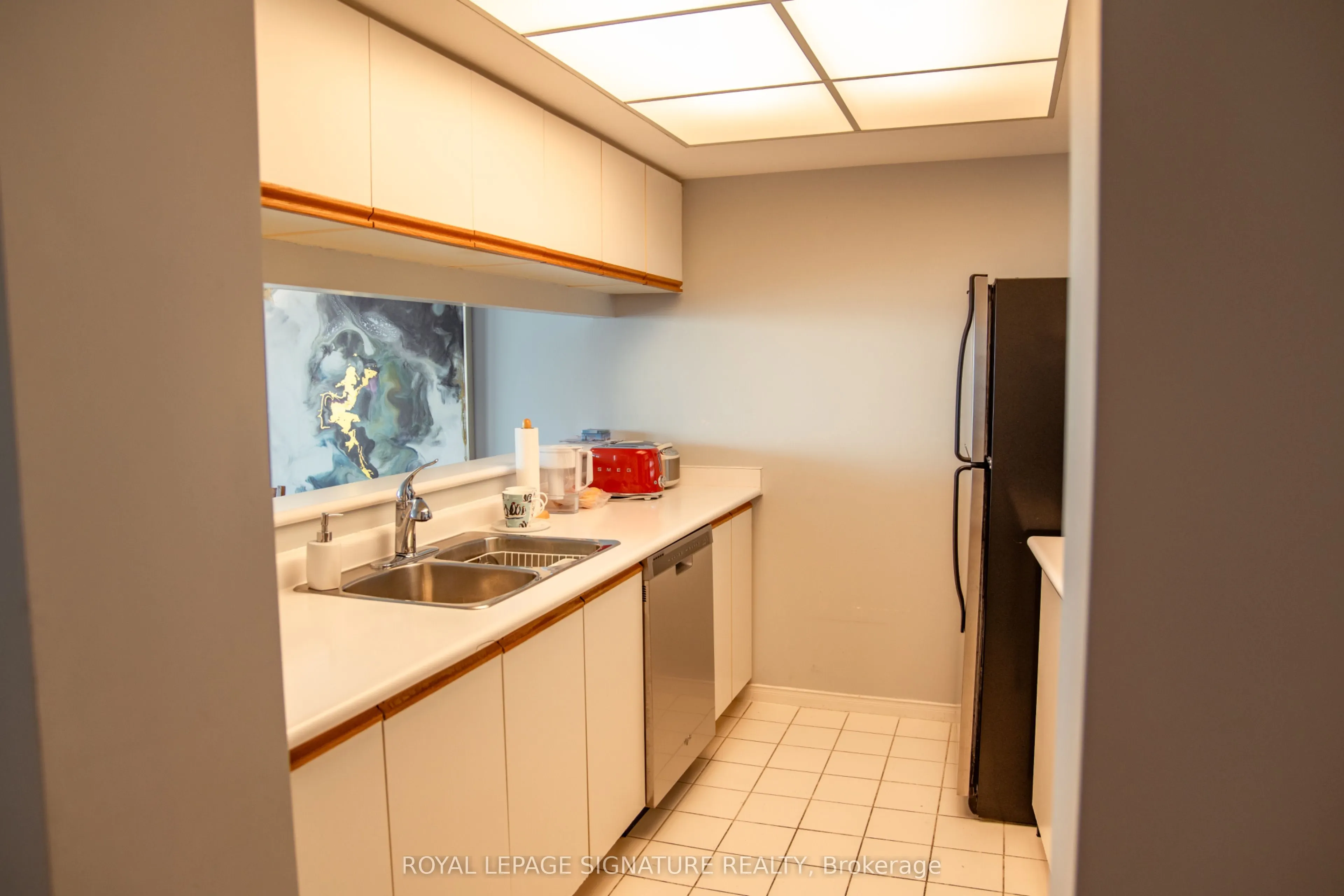 99 Harbour Square, #3610
