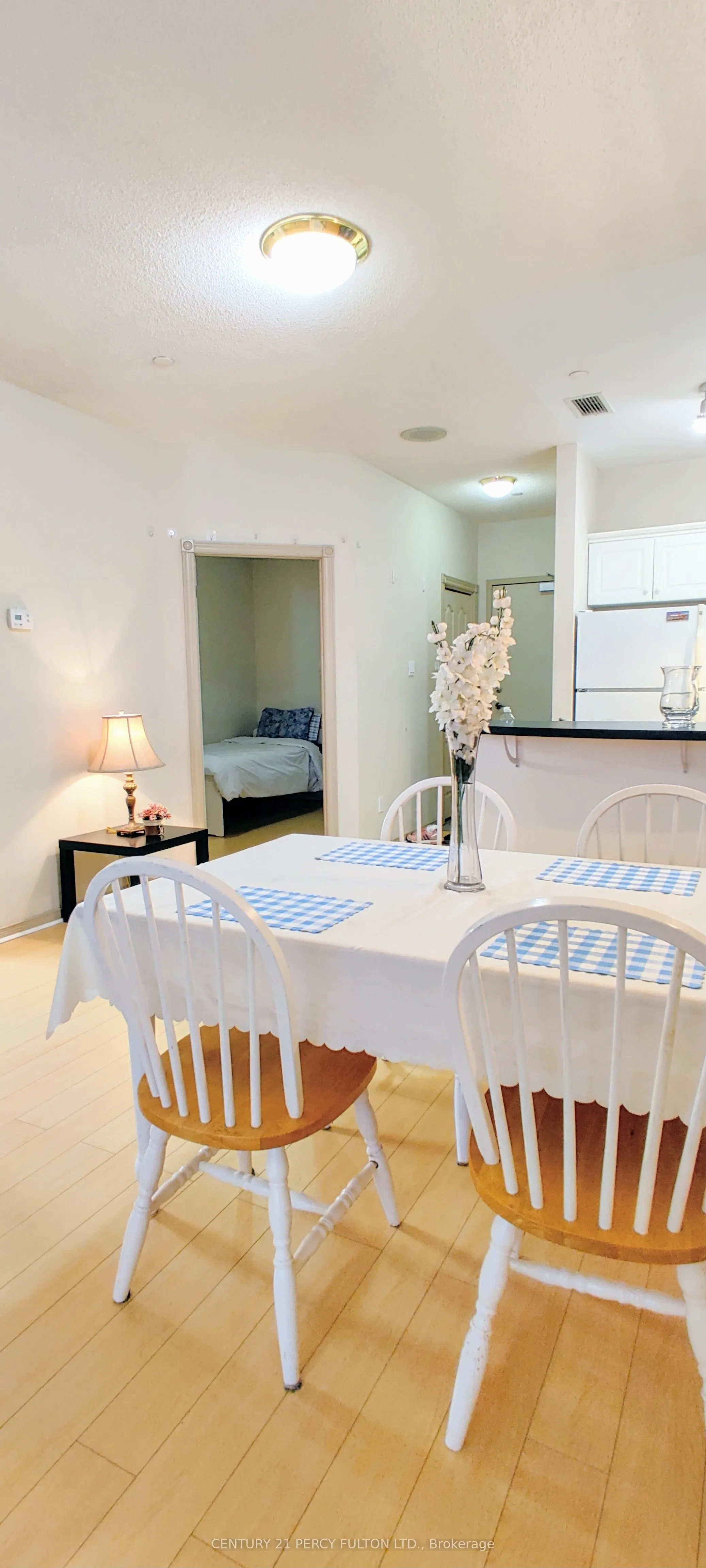 393 King Street W, #1204
