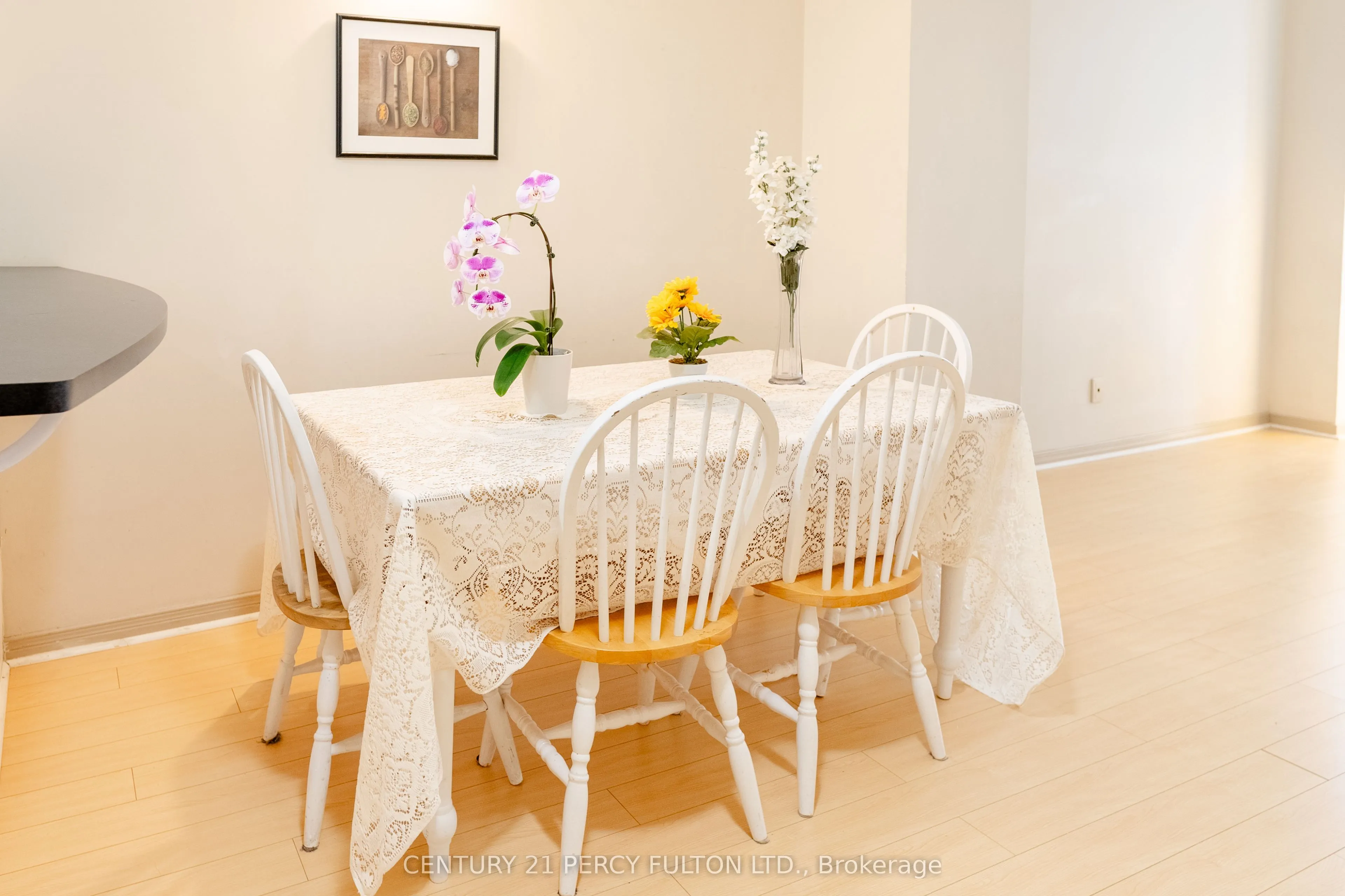 393 King Street W, #1204