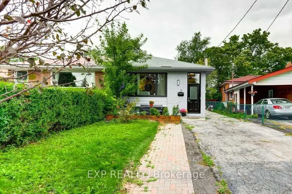 72 Billington Crescent, #Upper