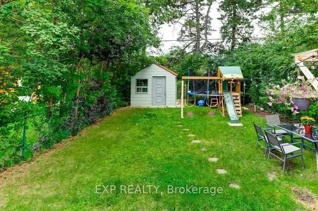 72 Billington Crescent, #Upper