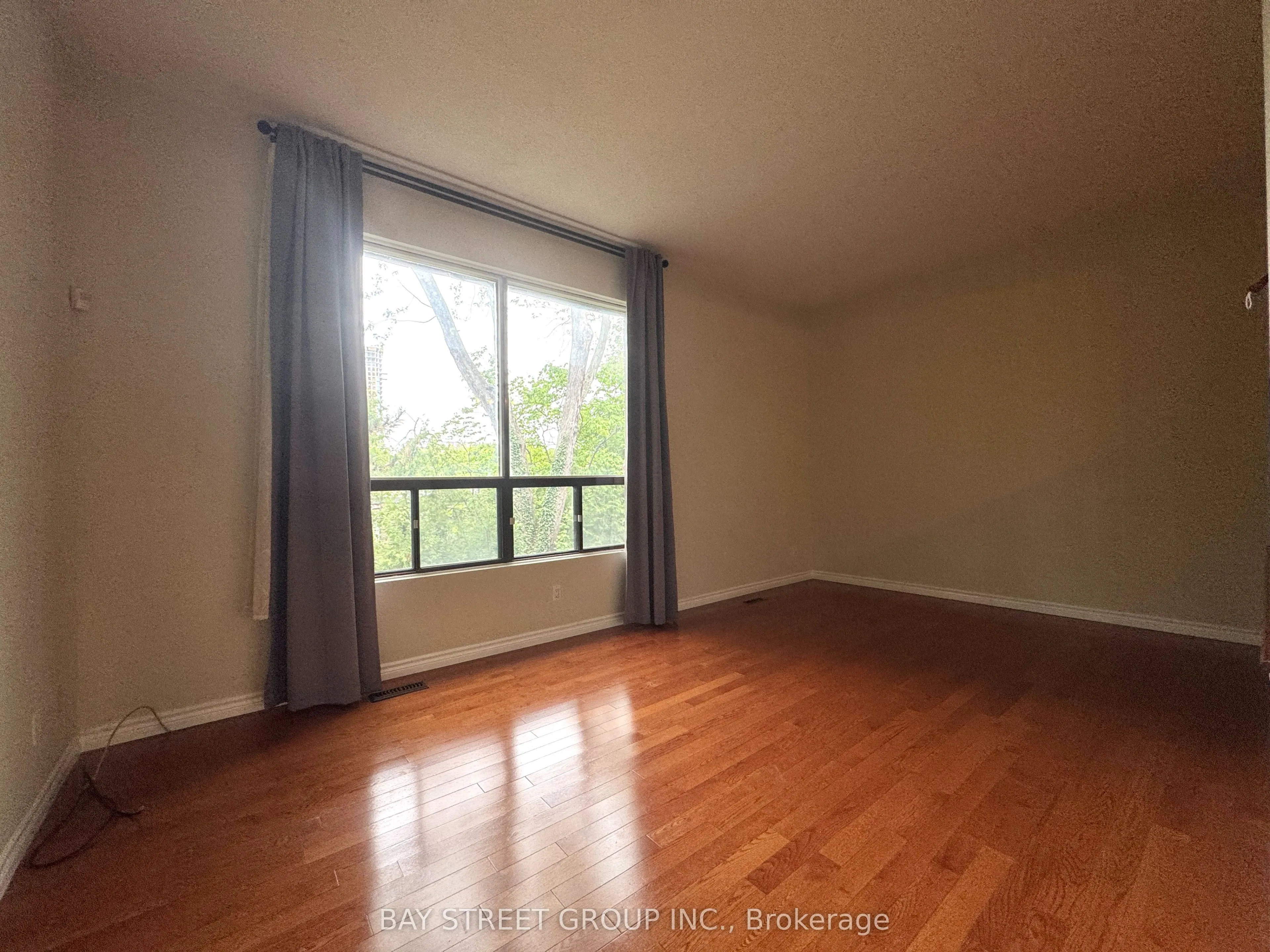 85 Laurie Shepway Way, #27