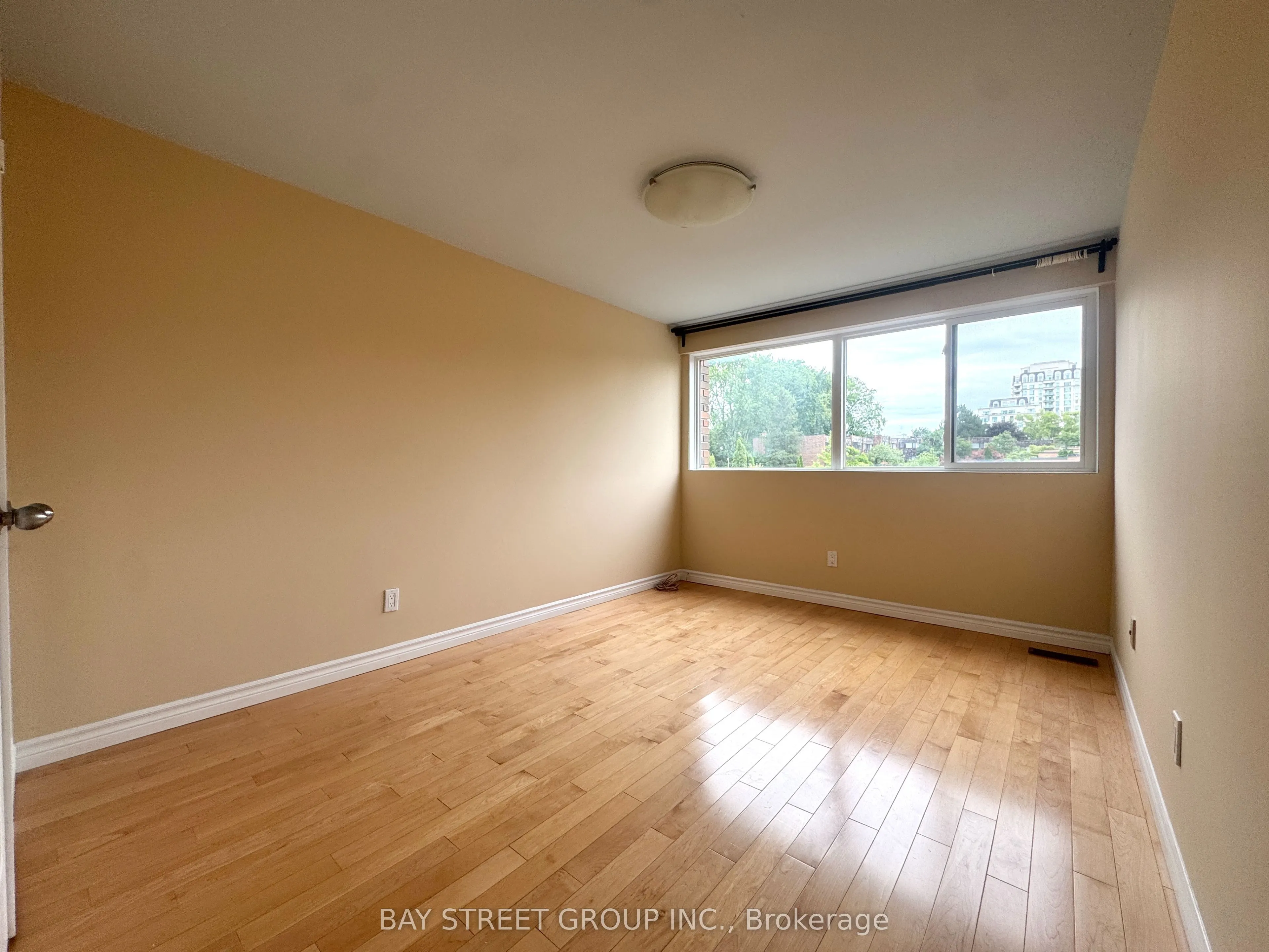 85 Laurie Shepway Way, #27
