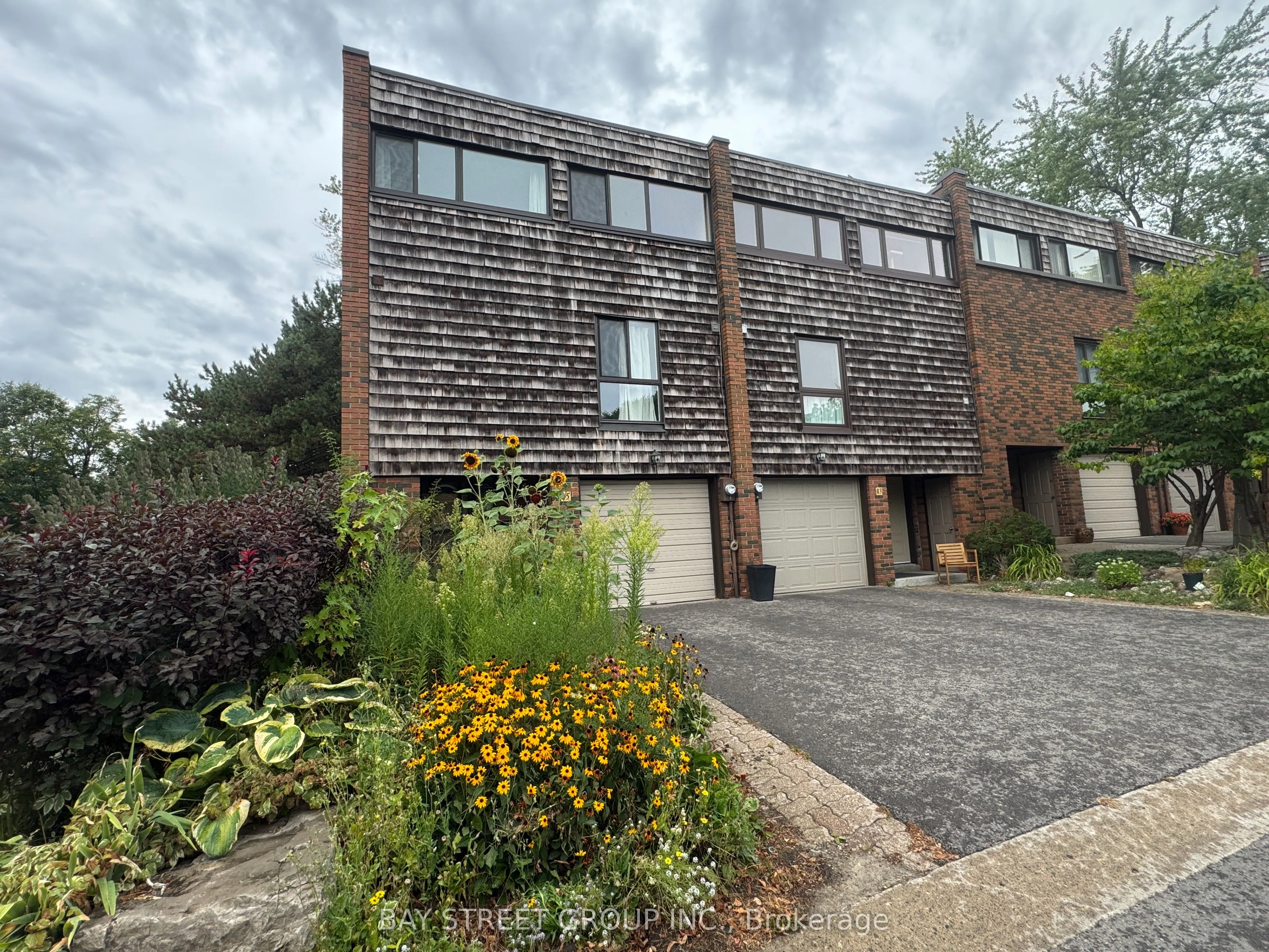 85 Laurie Shepway Way, #27