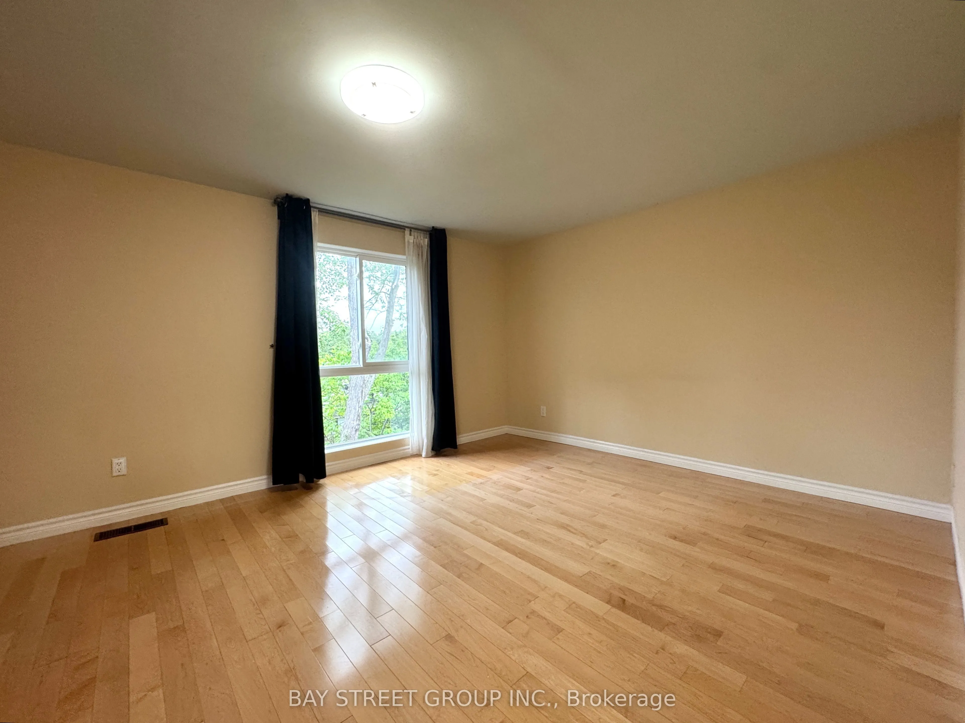 85 Laurie Shepway Way, #27