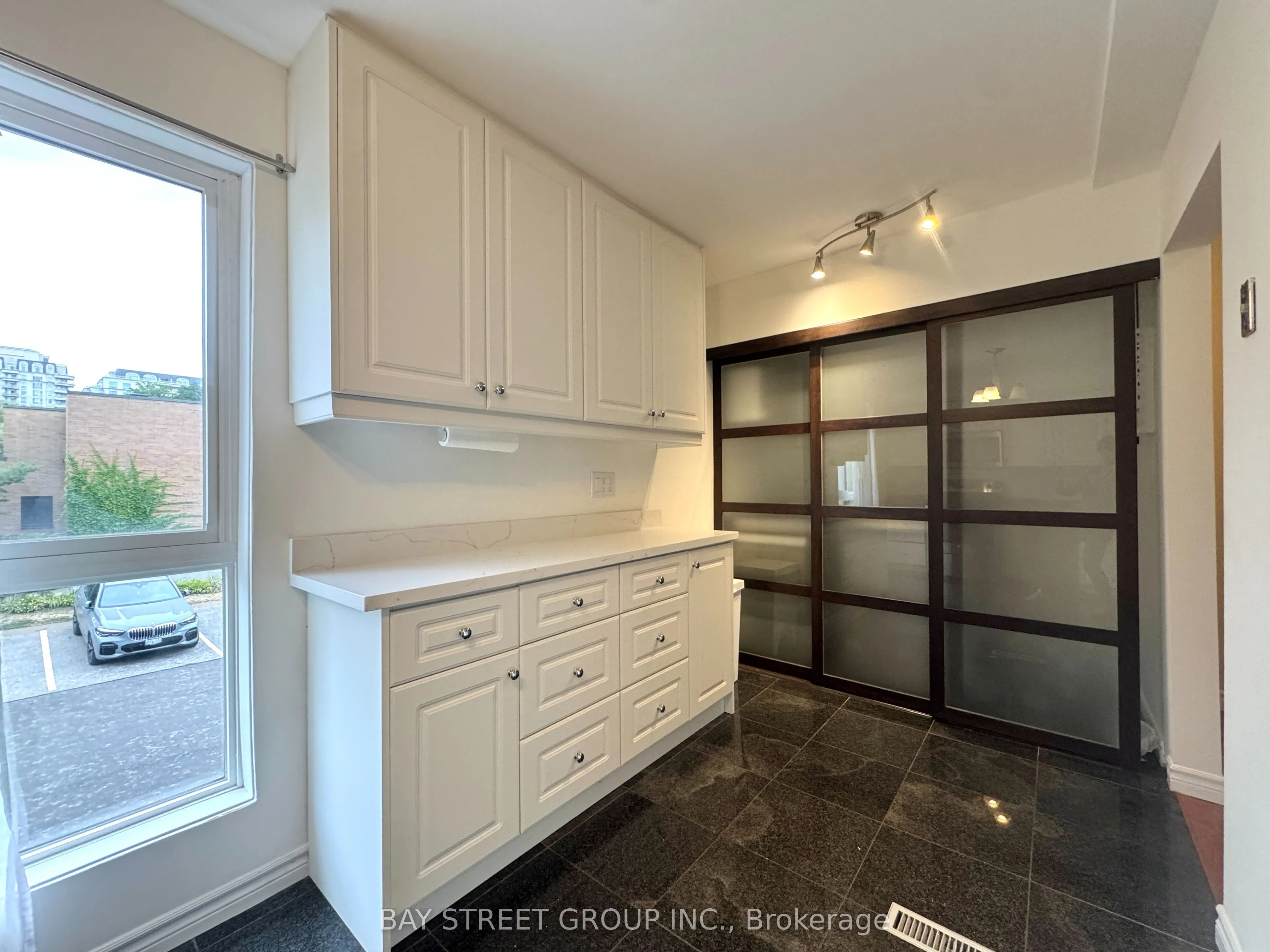 85 Laurie Shepway Way, #27