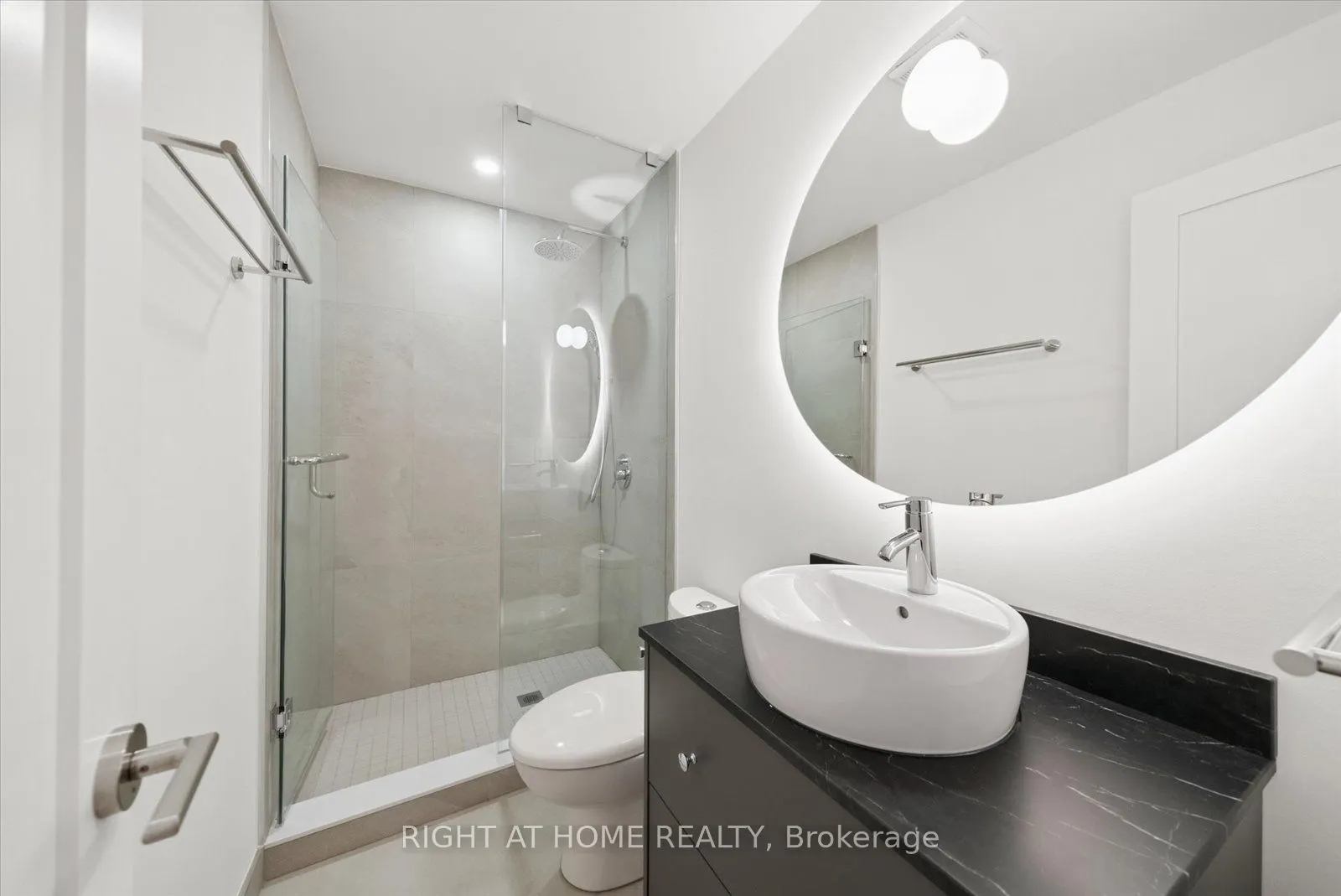 125 Kendal Ave Avenue, #2