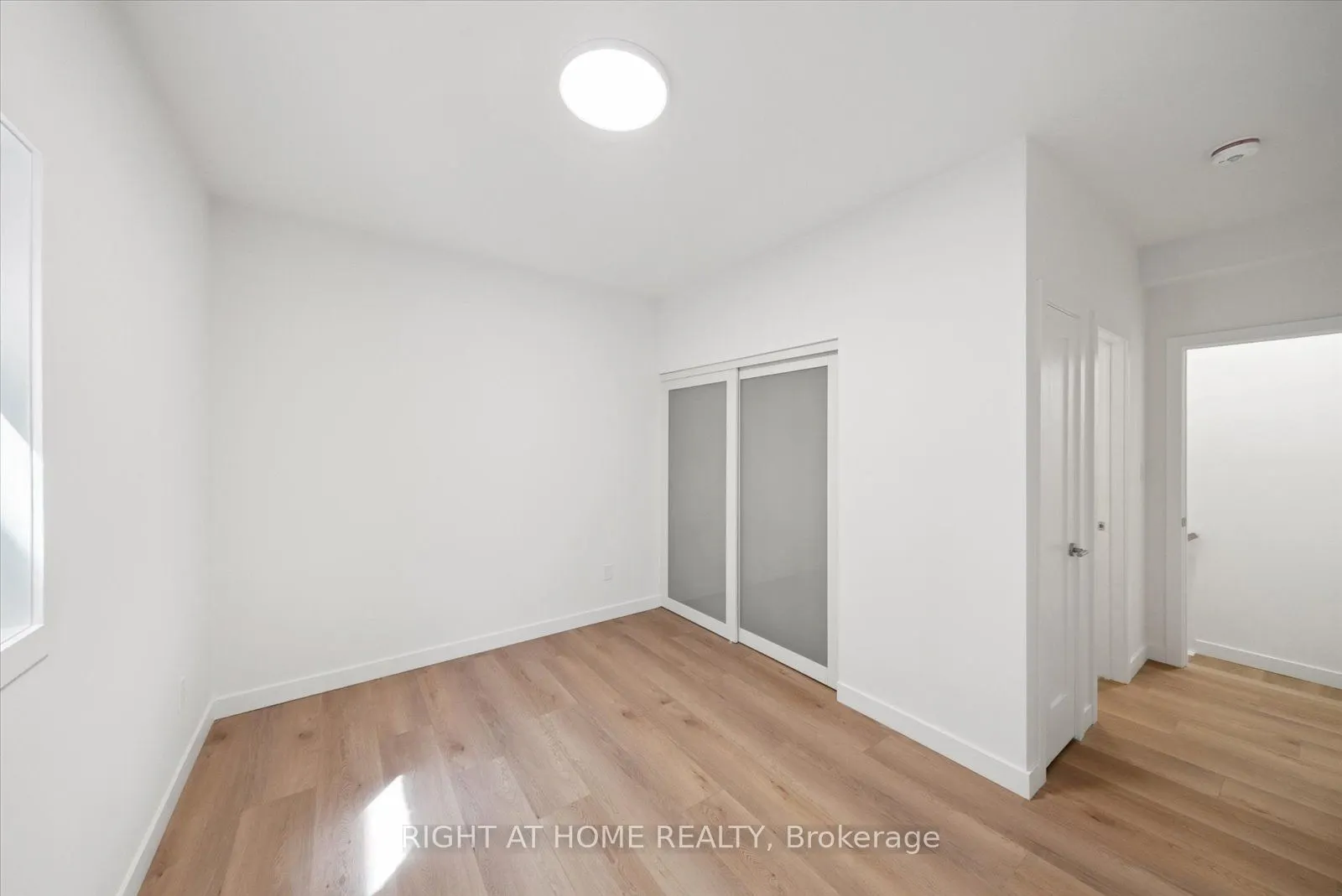 125 Kendal Ave Avenue, #2