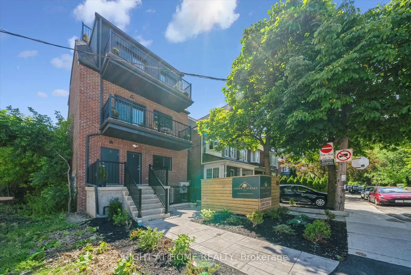 125 Kendal Ave Avenue, #2