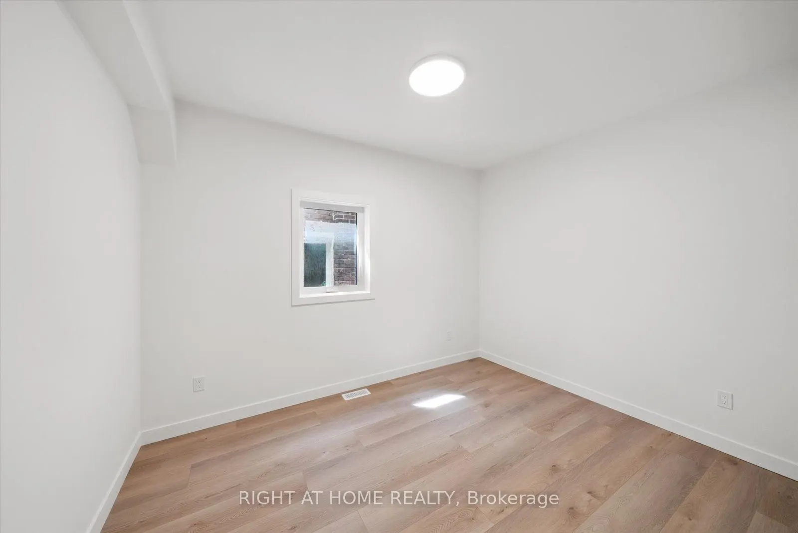 125 Kendal Ave Avenue, #2