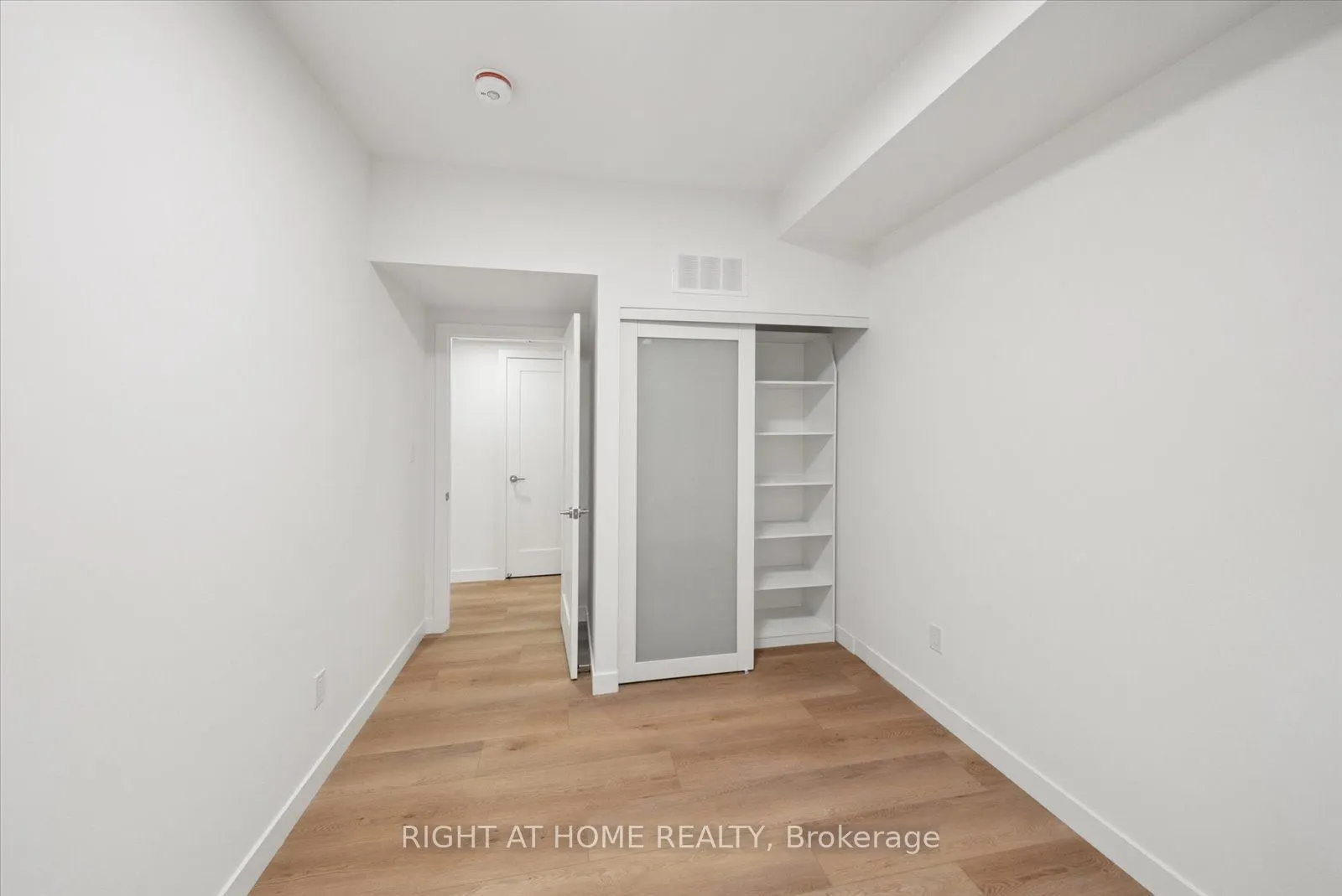 125 Kendal Ave Avenue, #2
