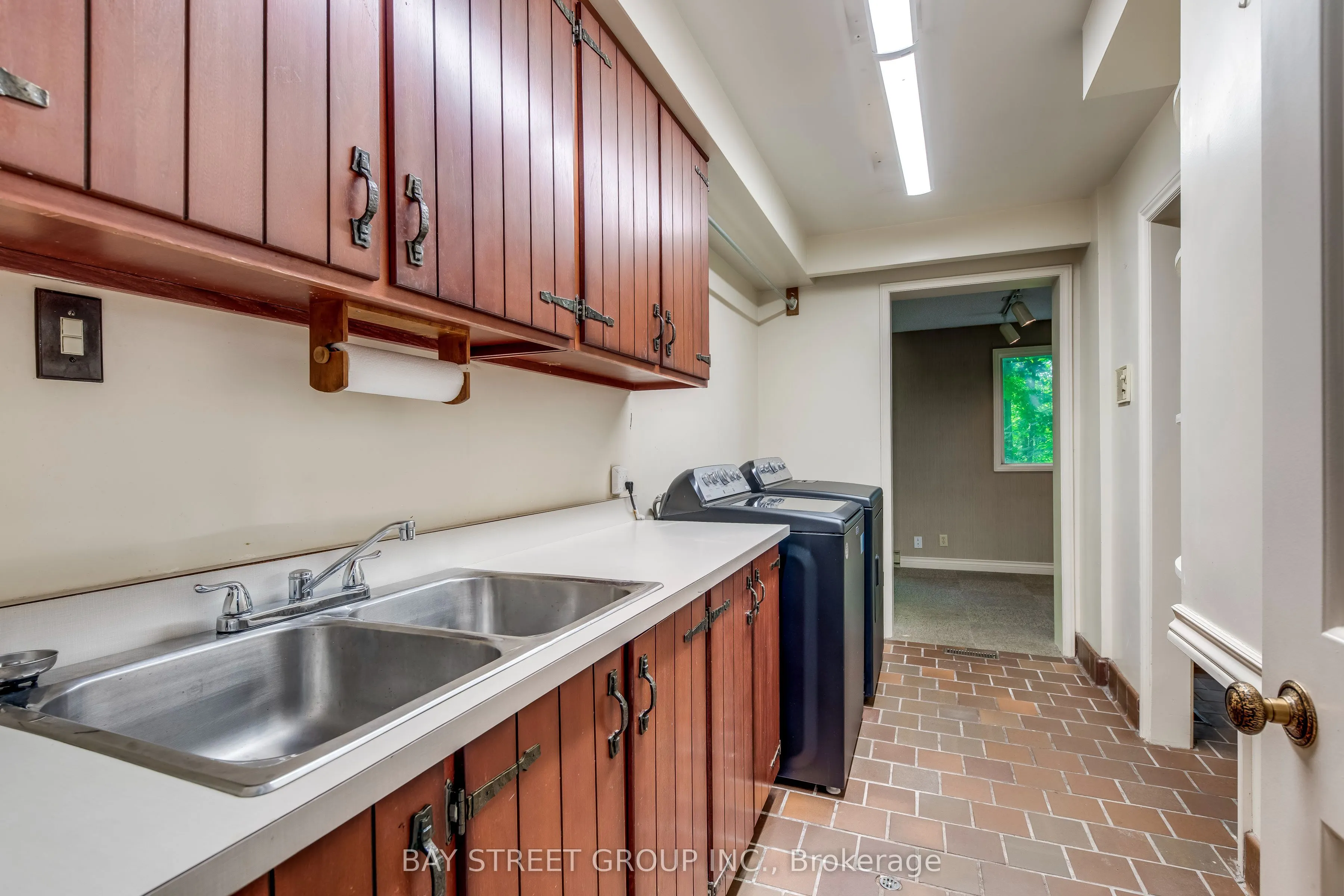 7 Mylesview Place