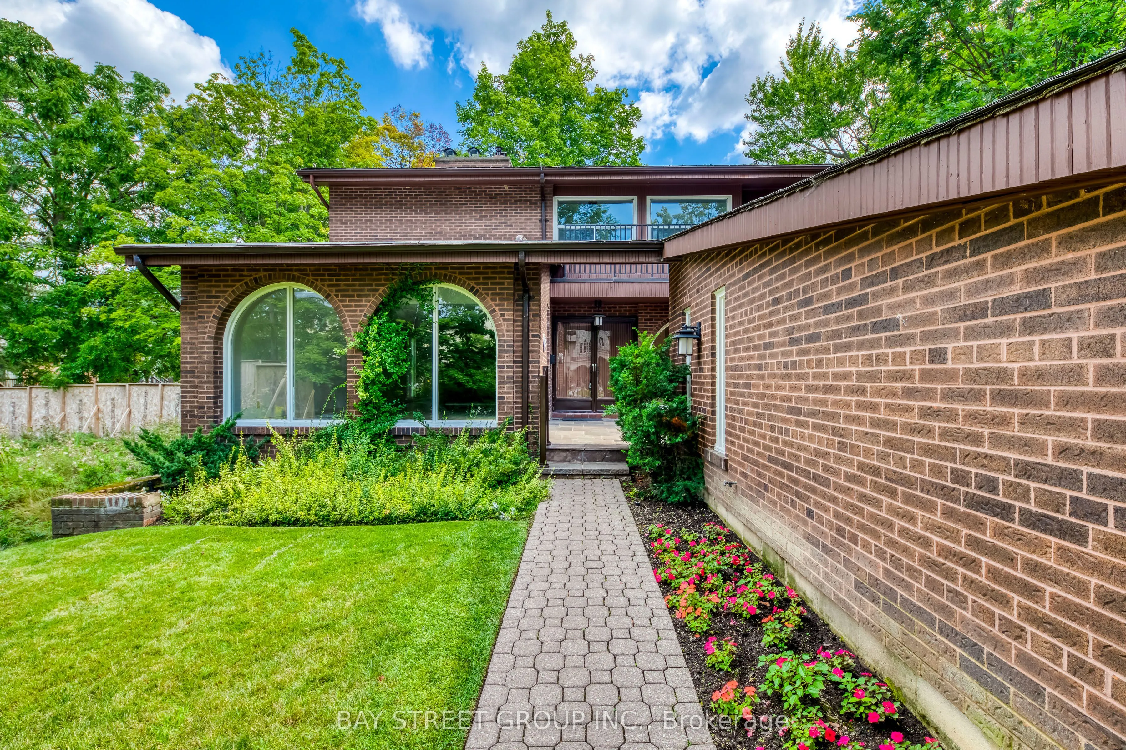 7 Mylesview Place