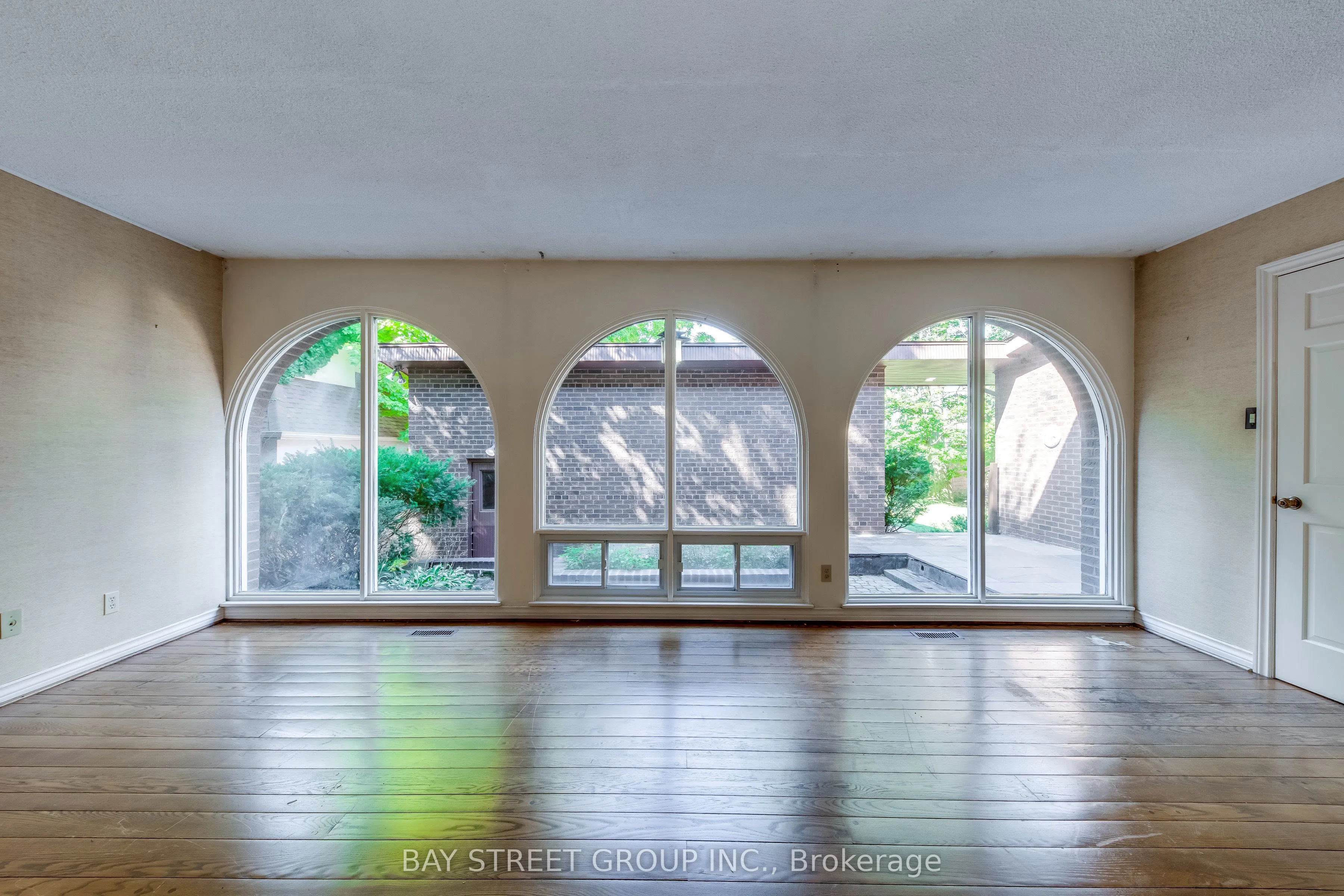 7 Mylesview Place