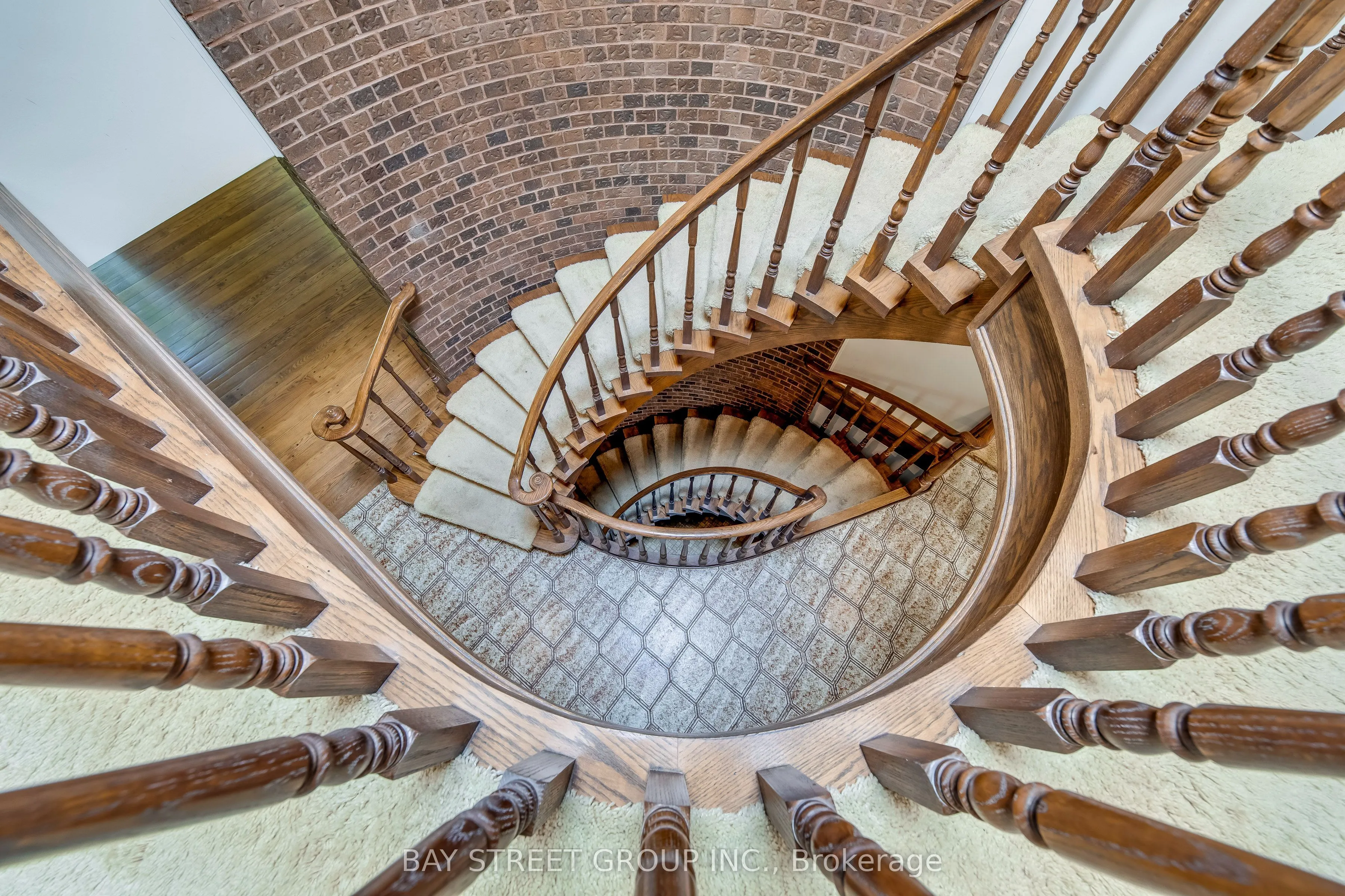 7 Mylesview Place