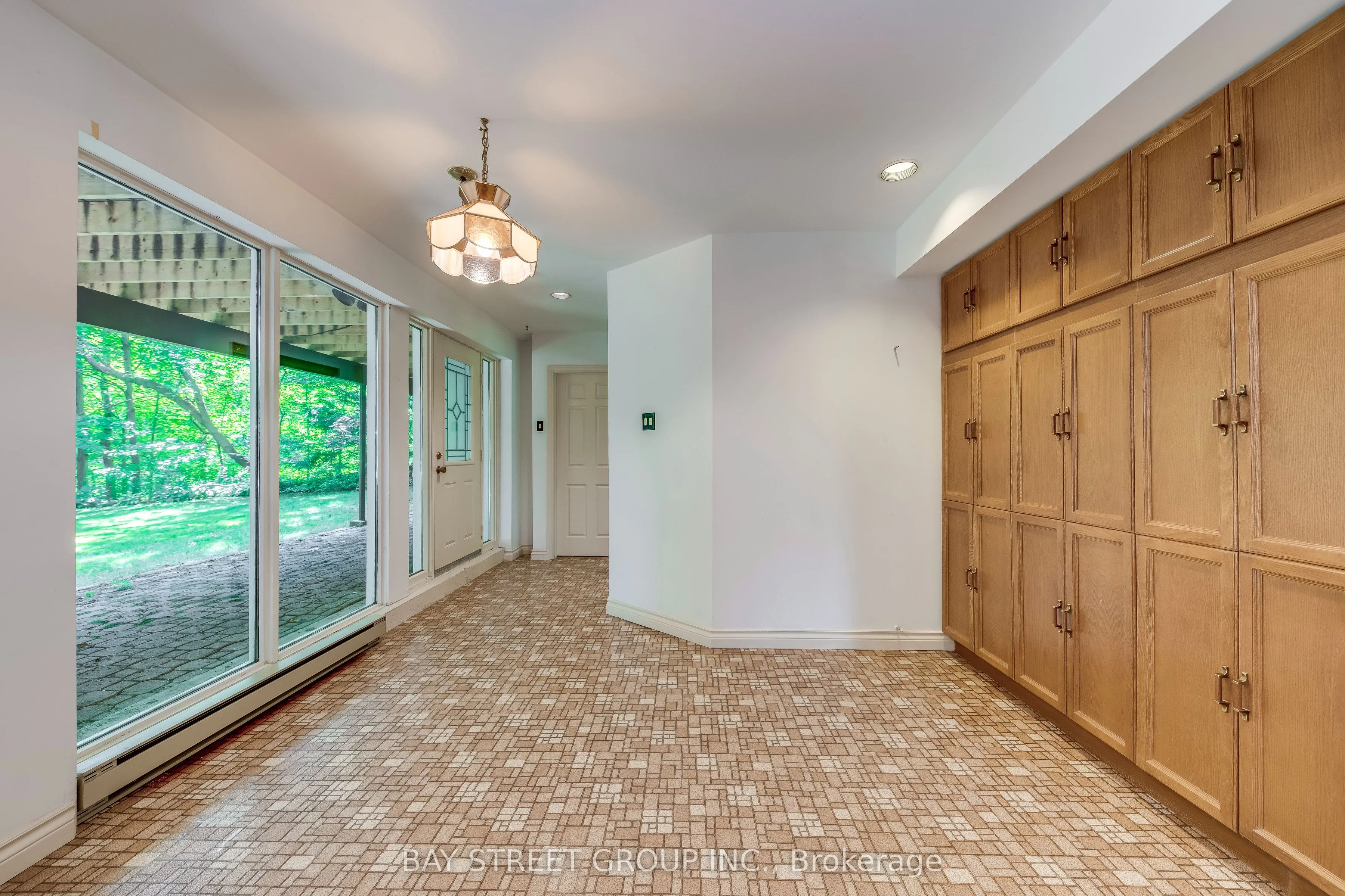 7 Mylesview Place