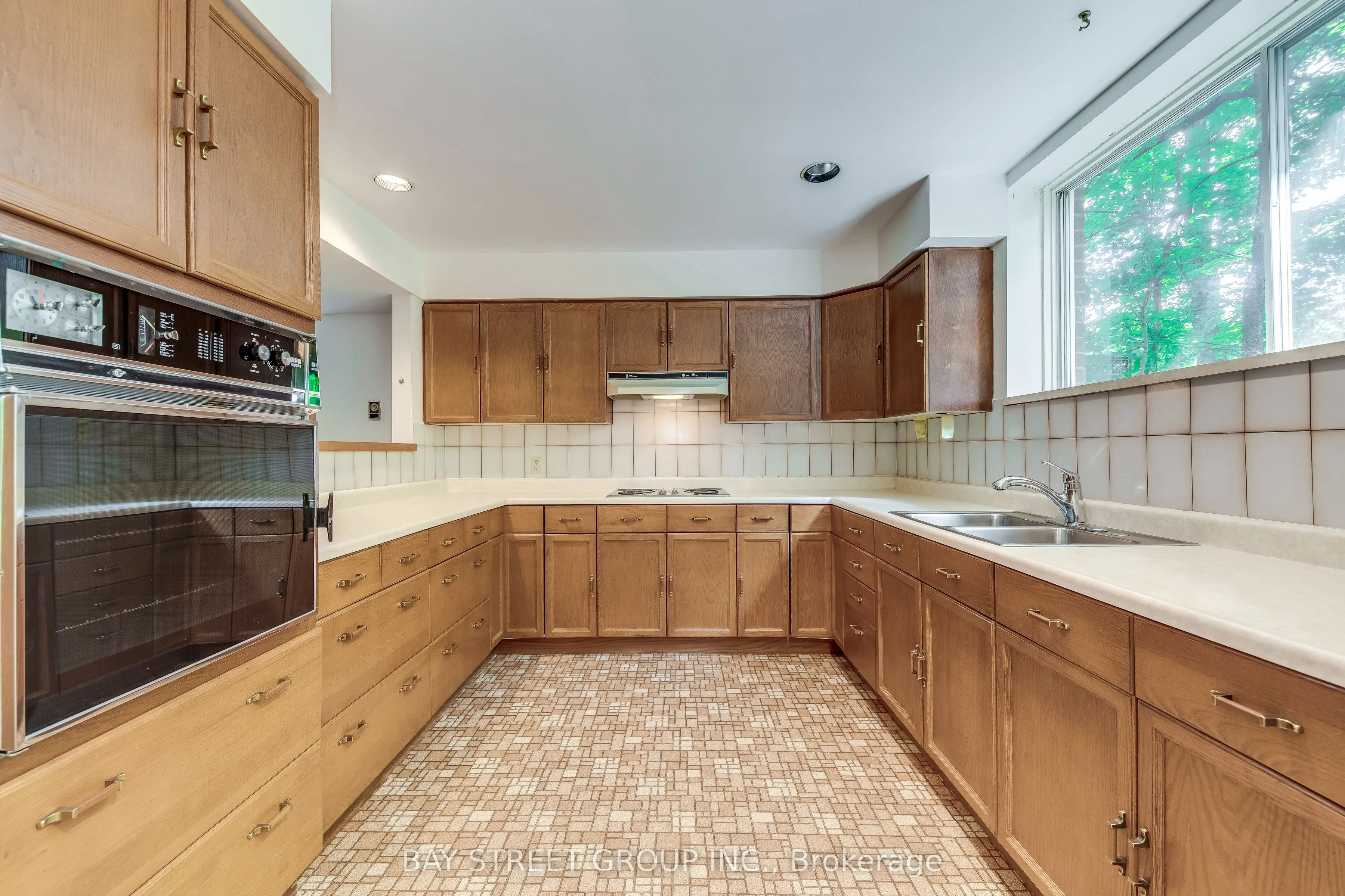 7 Mylesview Place
