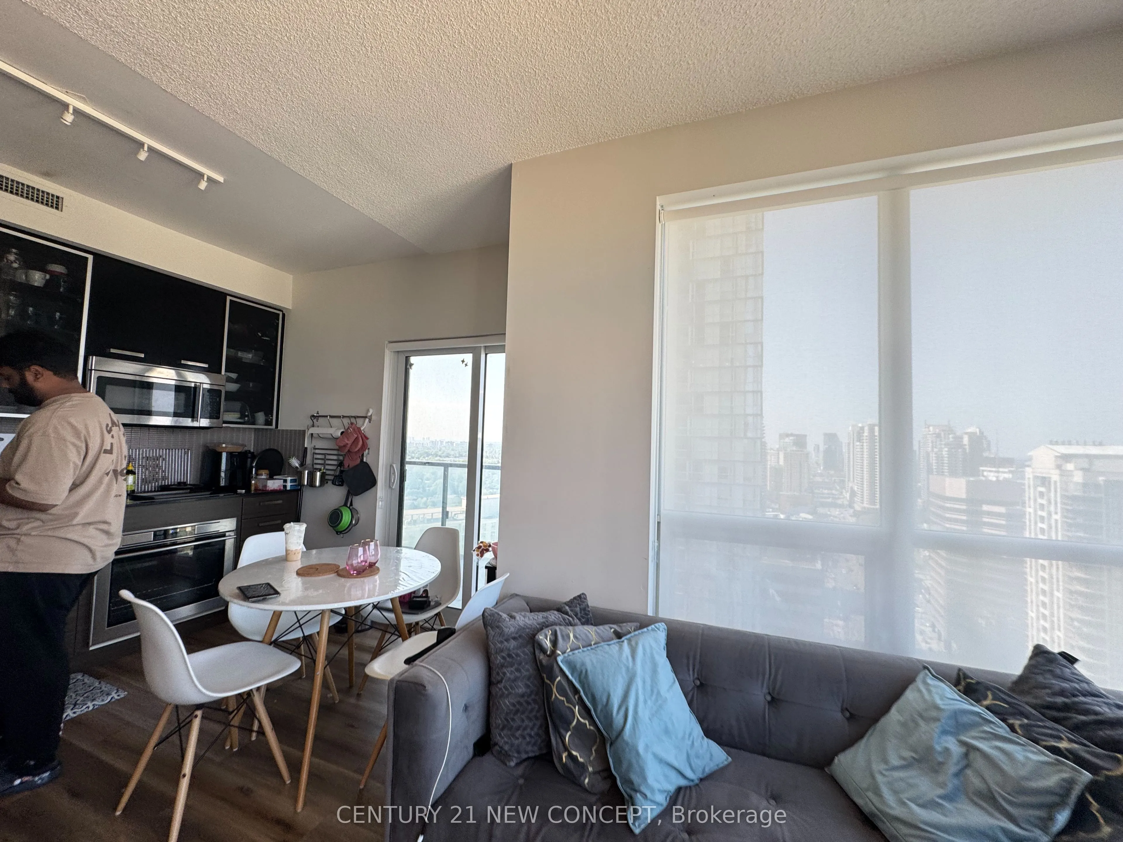 5168 Yonge Street, #2709