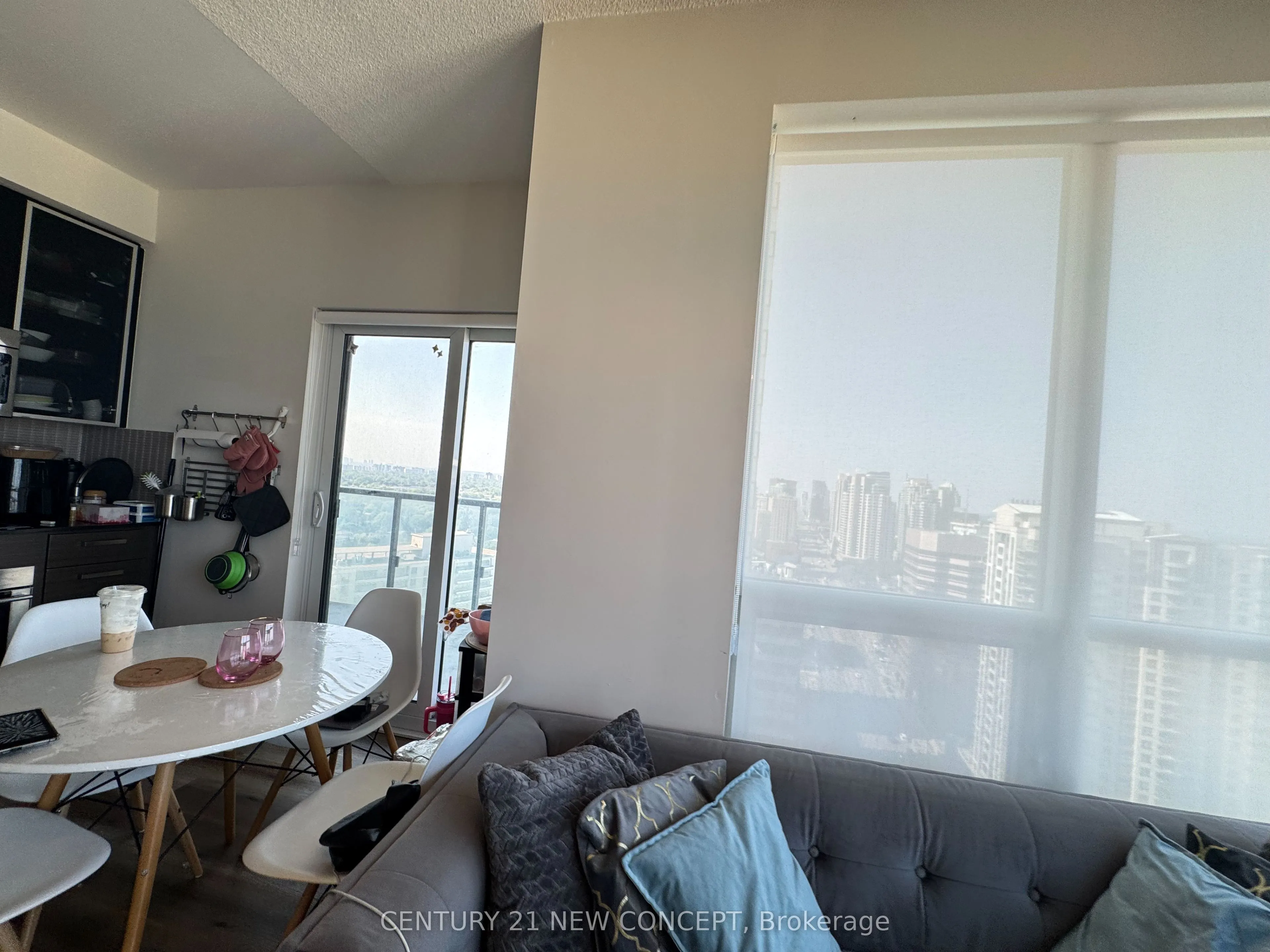 5168 Yonge Street, #2709