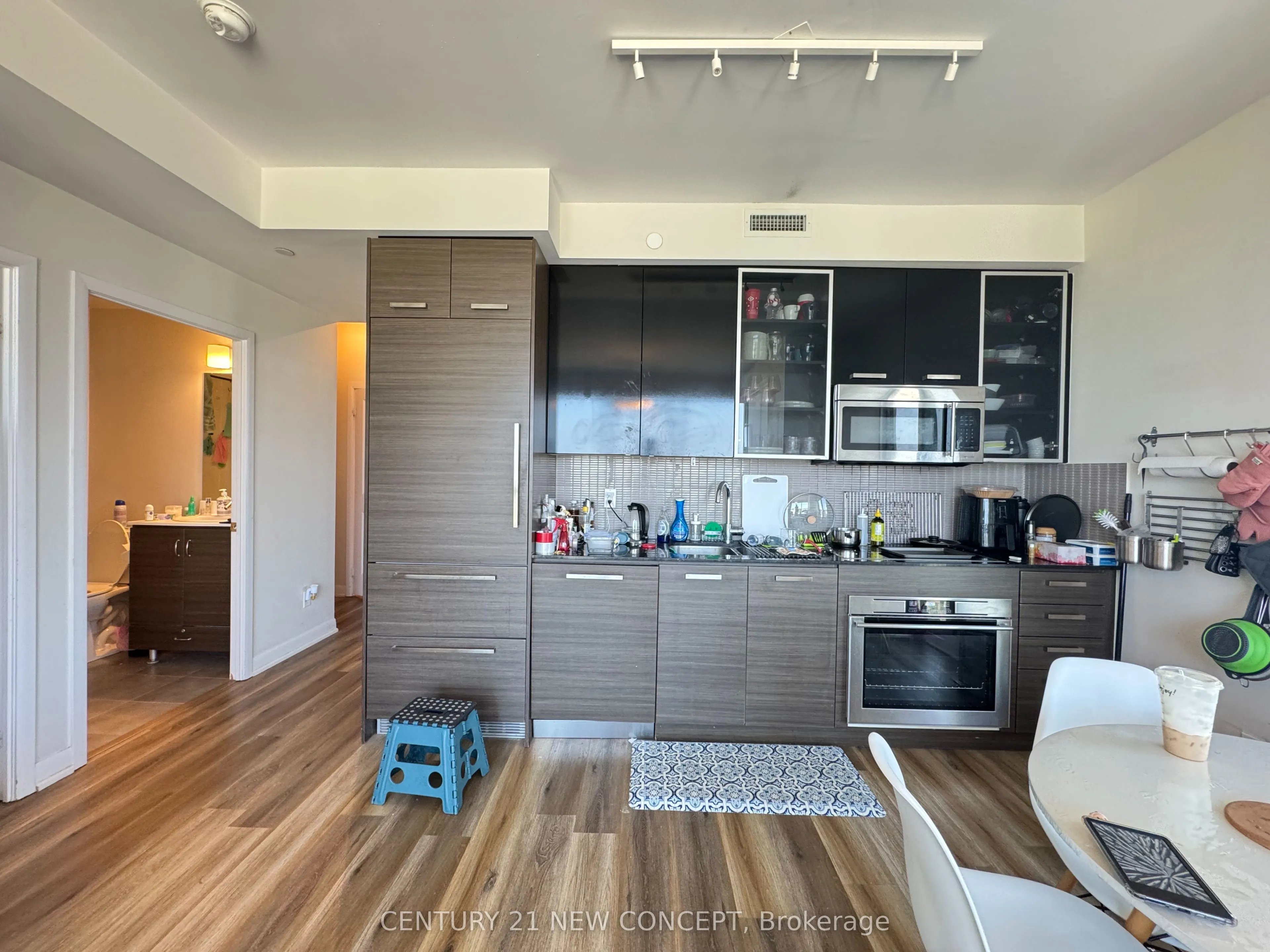5168 Yonge Street, #2709
