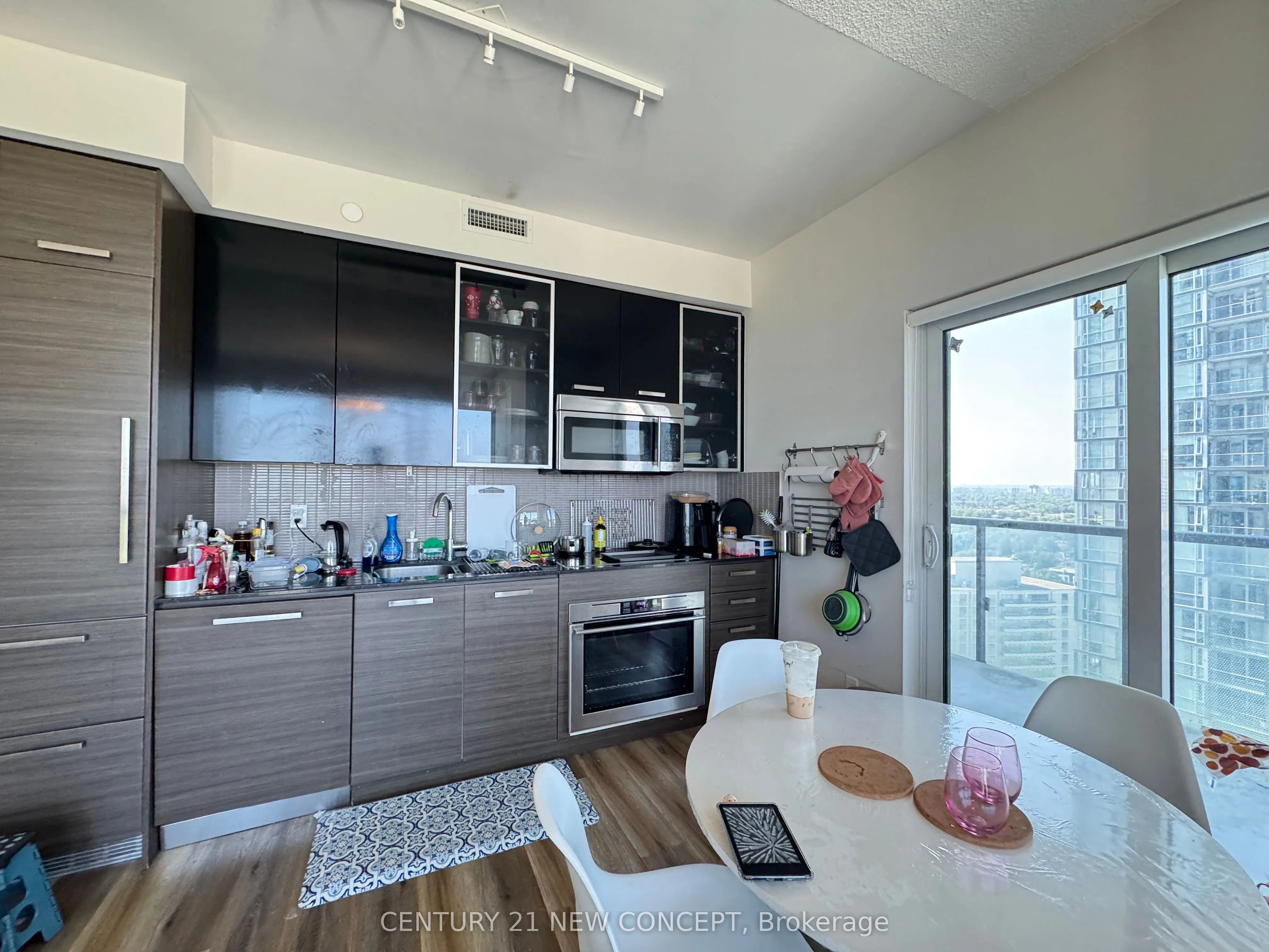 5168 Yonge Street, #2709