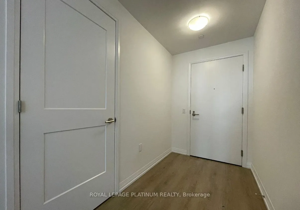 25 Holly Street, #1105