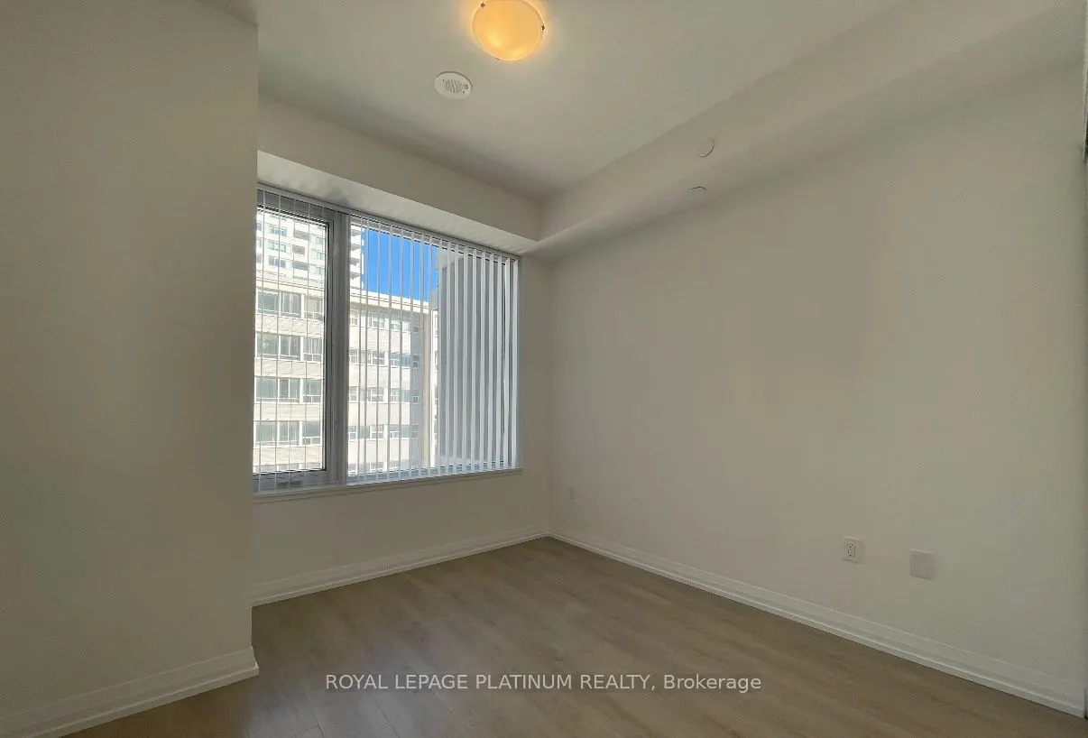 25 Holly Street, #1105