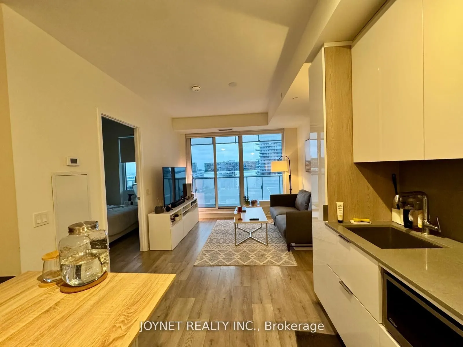 28 Freeland Street, #1201