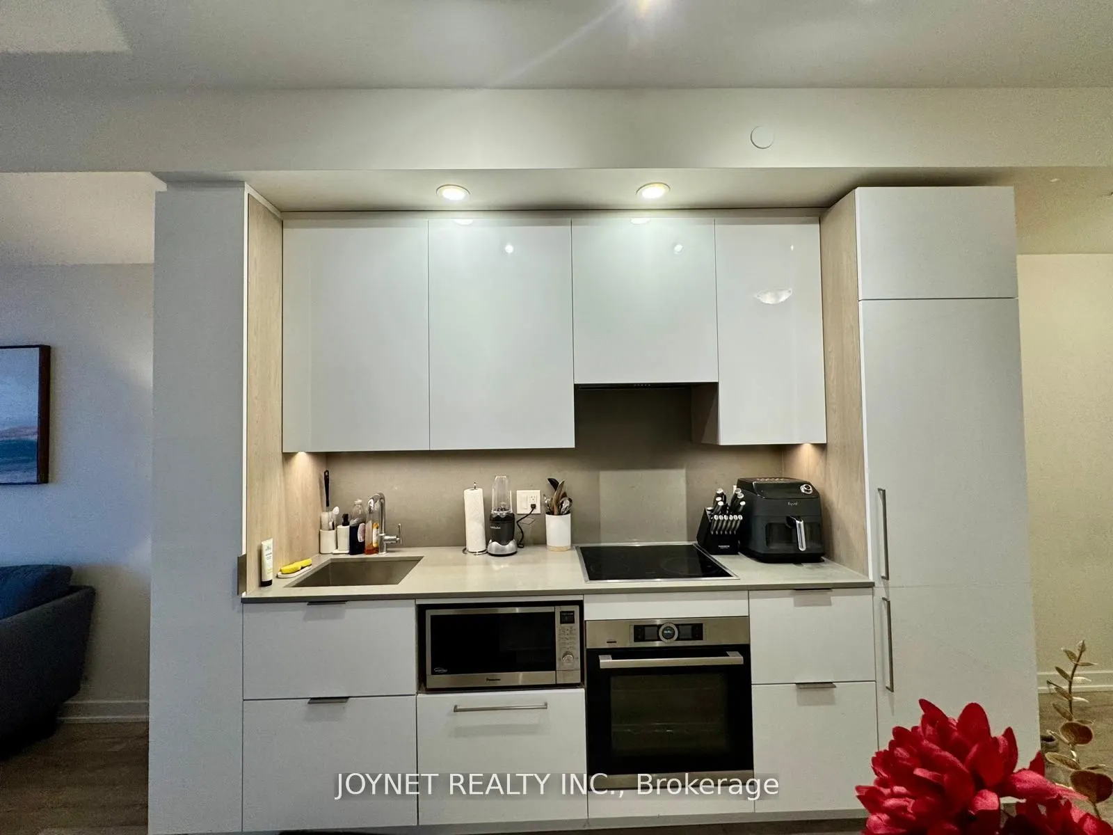 28 Freeland Street, #1201