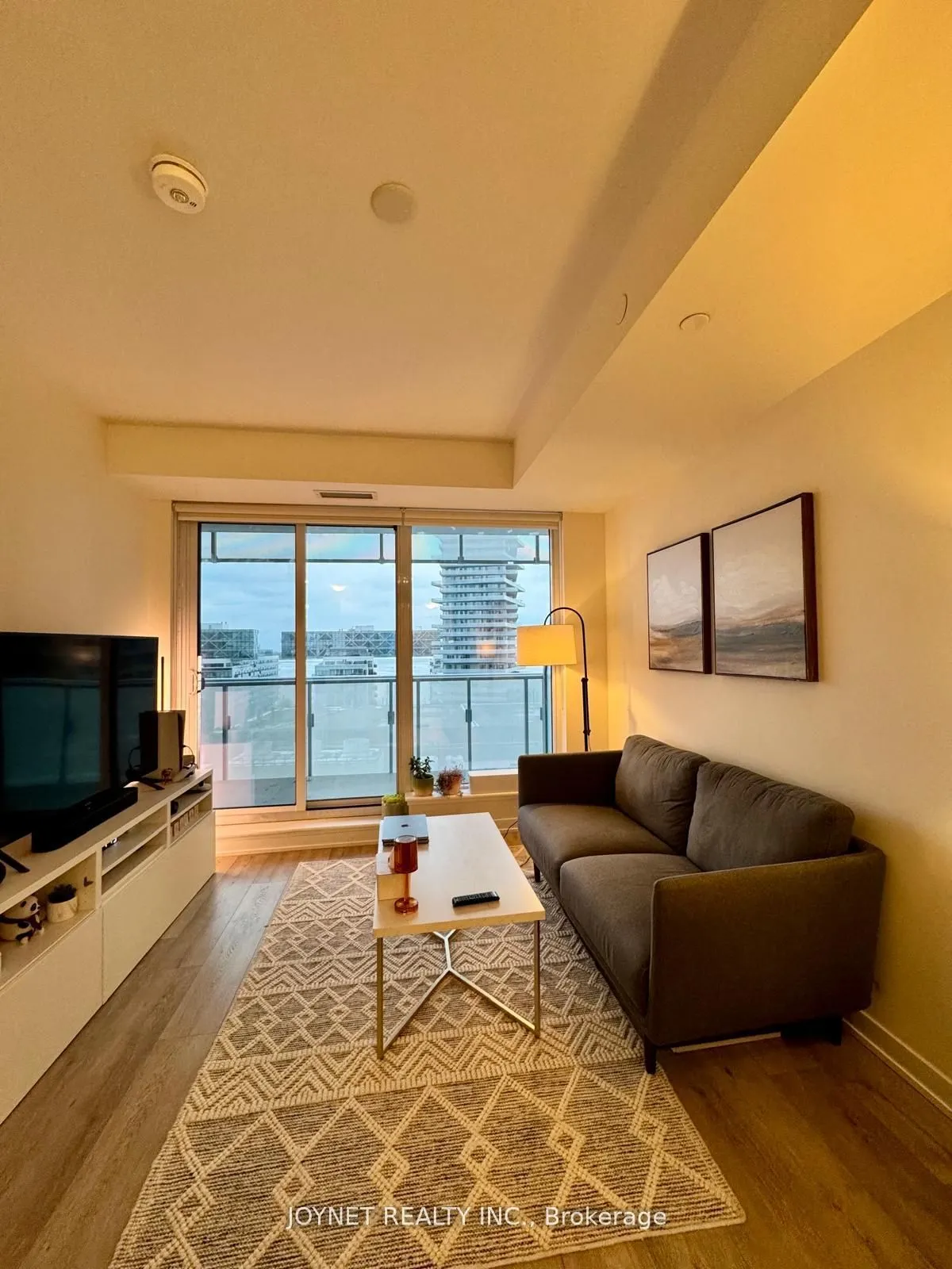 28 Freeland Street, #1201