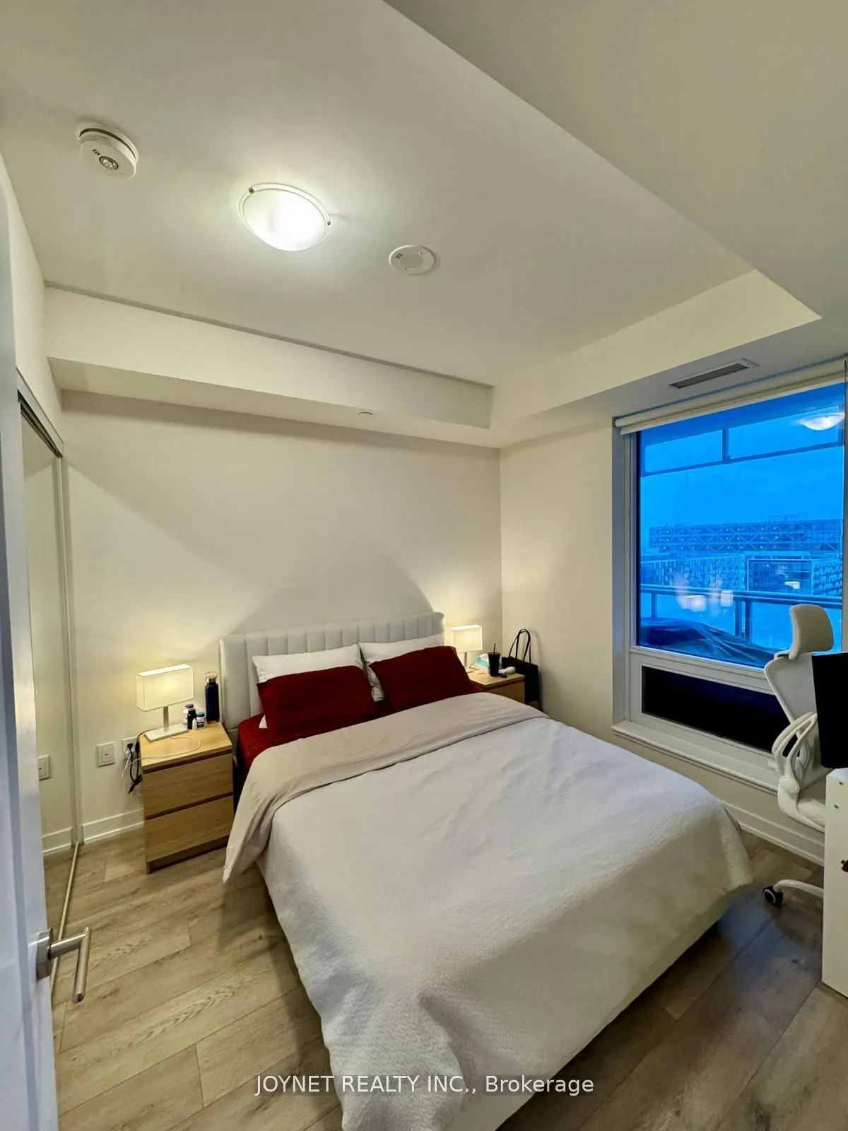 28 Freeland Street, #1201