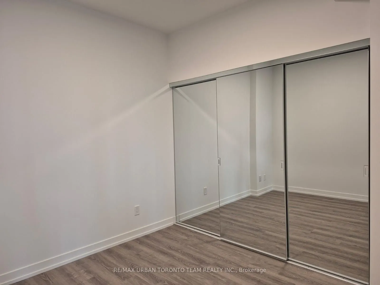 771 Yonge Street, #2805