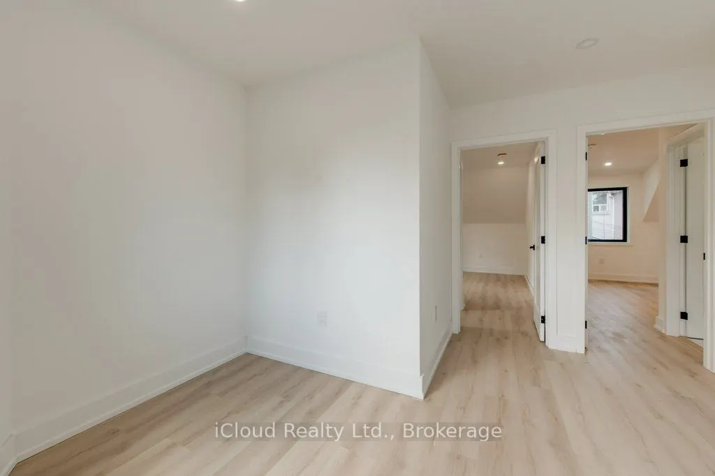 455 Ossington Avenue, #5 Laneway